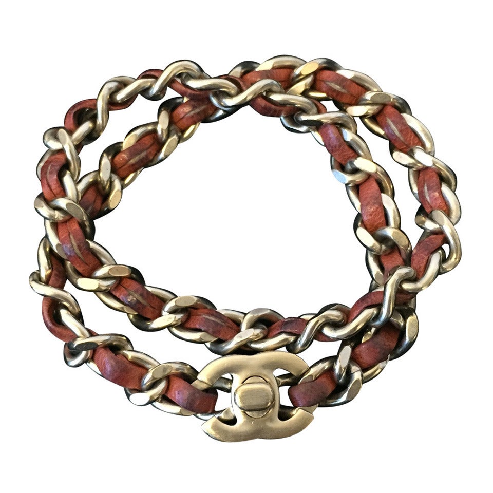 Red Leather Interlaced Chain Ruthenium CC Turnlock Bracelet For Sale