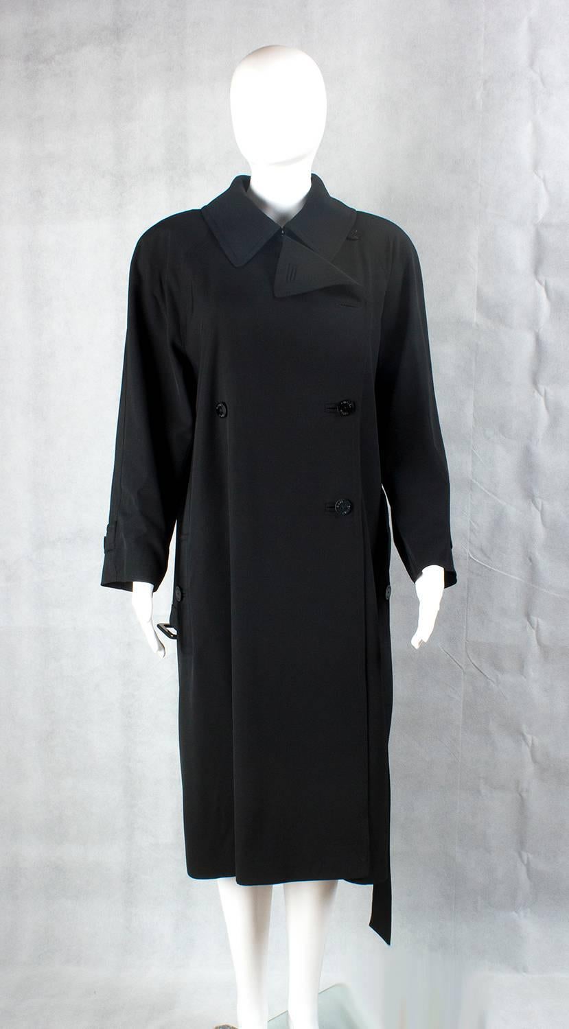 Women's 1990s Chanel vintage Double Breasted black wool trench coat For Sale