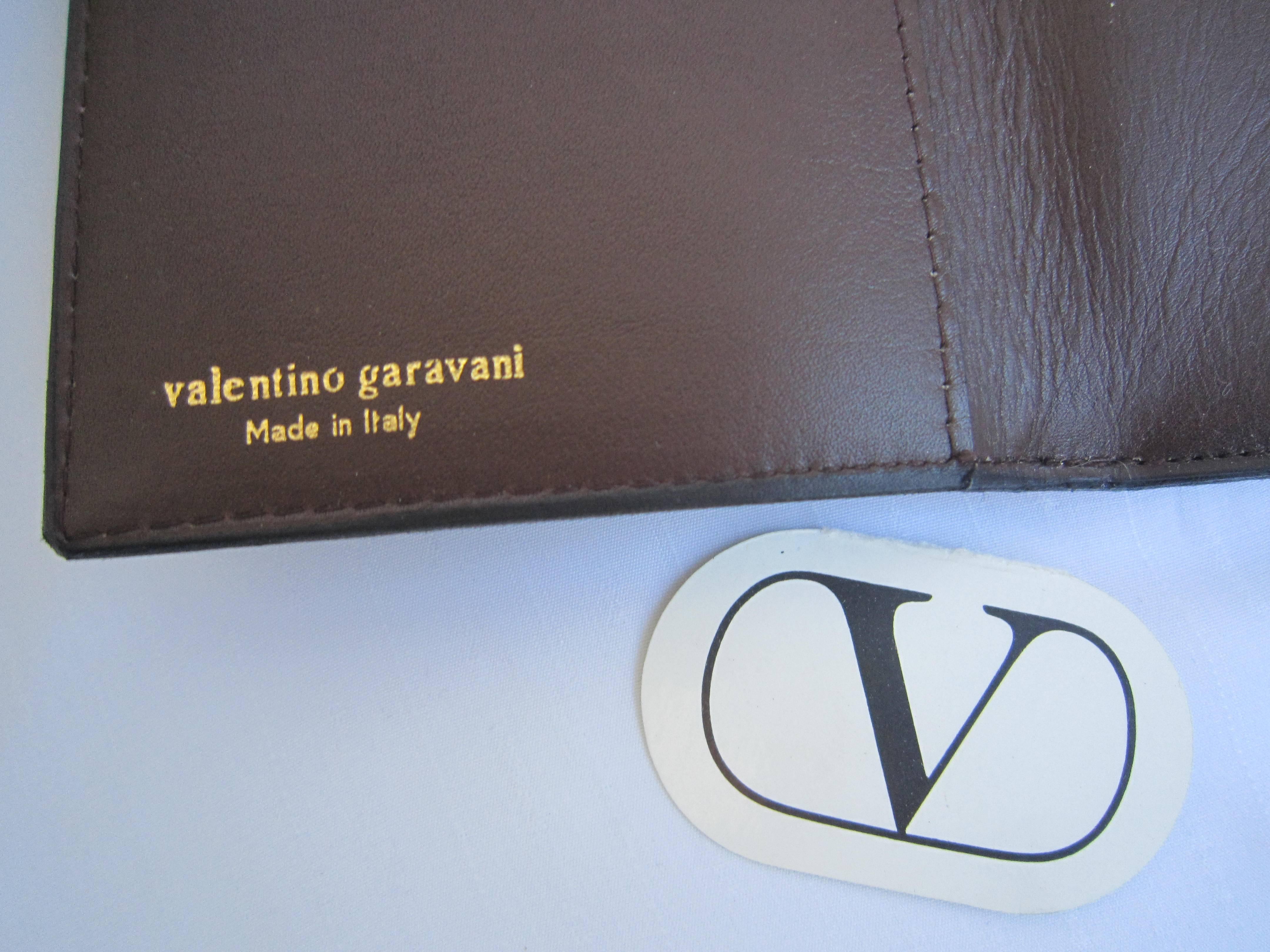 Black Valentino vintage brown leather wallet