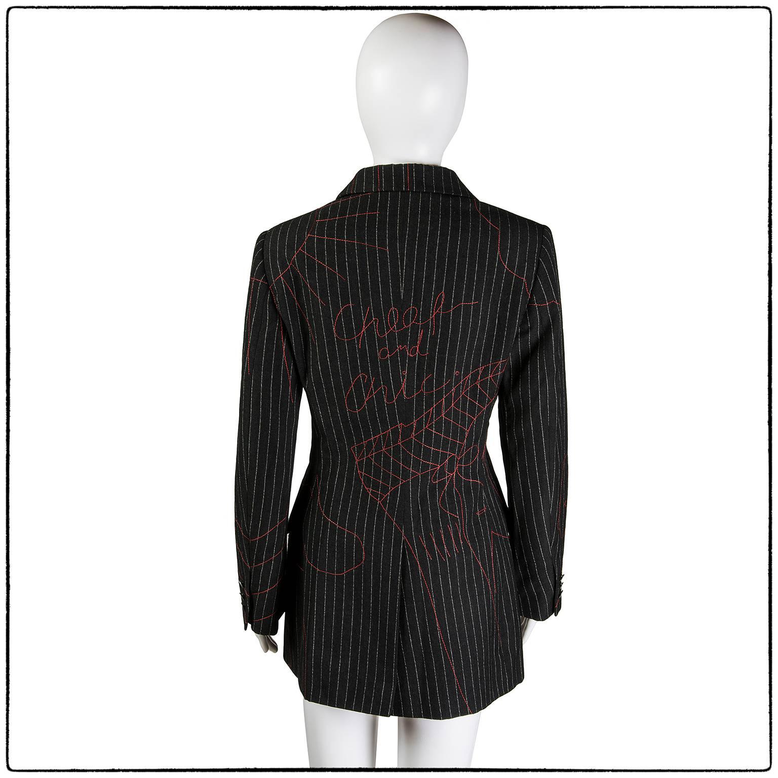 Black Moschino Cheap and Chic  blazer/ jacket with scattered face, hand, shoe, tree shadow prints on a striped fabric.

Brand: Moschino Cheap And Chic

Size : 38 eu, 42 IT,10 UK, 6US

Material: 100% wool

Condition: good condition, Some light signs