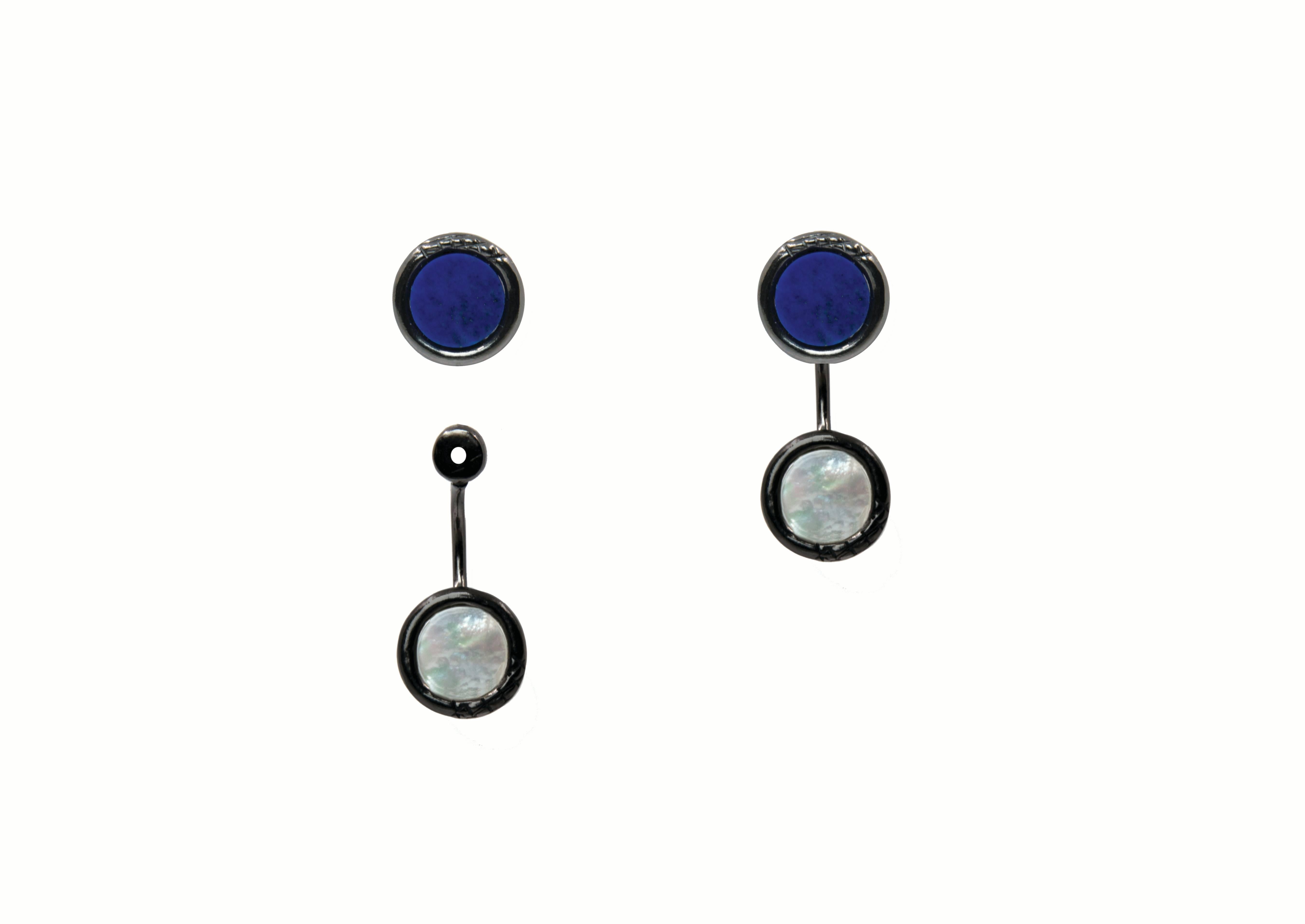 Giulia Barela Ouroboro Stone Gold Plated Bronze Lapis single piercing earring In Excellent Condition For Sale In Rome, IT