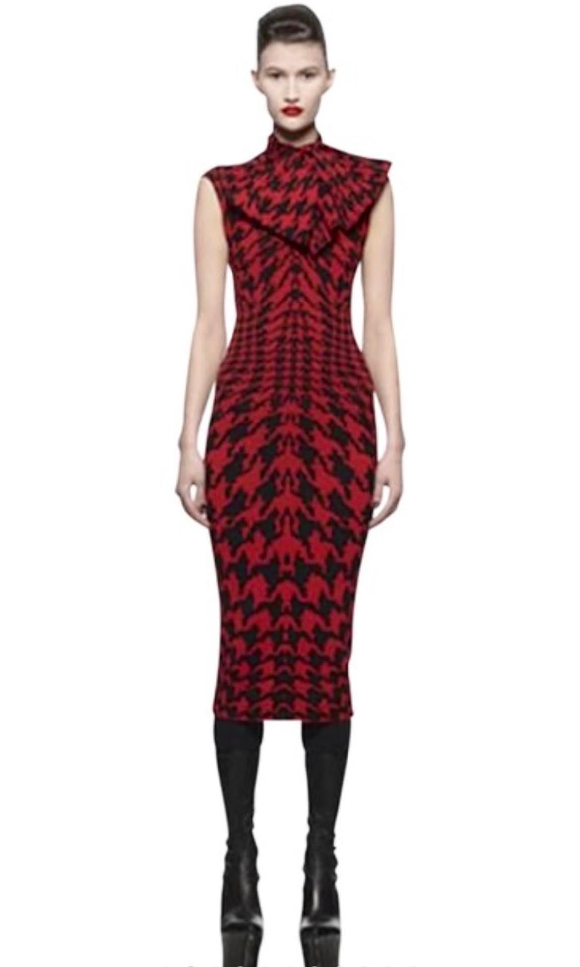 ALEXANDER MCQUEEN
Circa 2009
Uber rare iconic piece!
Red and black houndstooth print knit dress.
Finished with scarf
100% wool
IT Size S
Bust 16