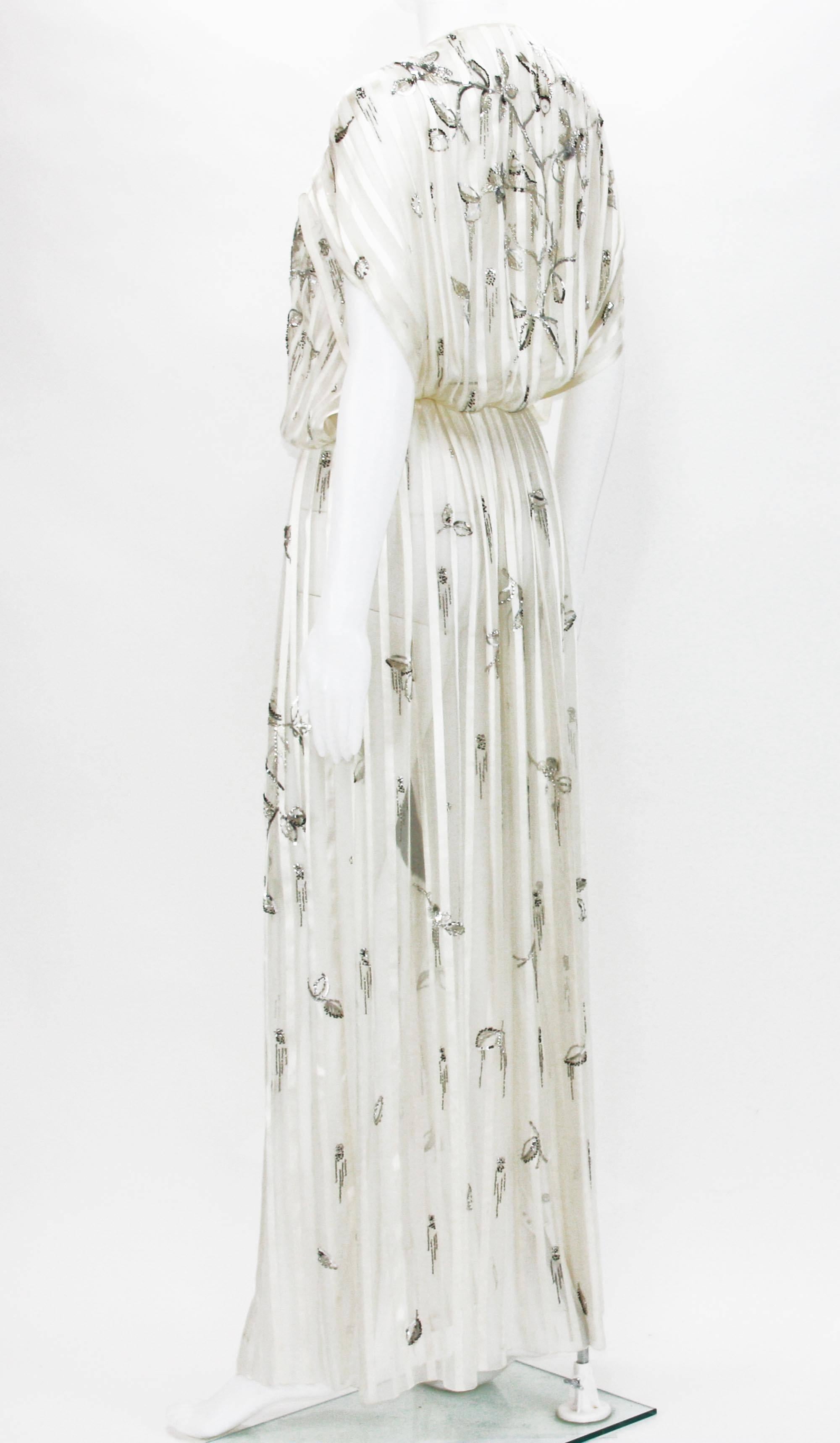 Christian Dior Printemps-Ete 1979 Numbered Beaded Embroidered Dress Duster In Excellent Condition In Montgomery, TX