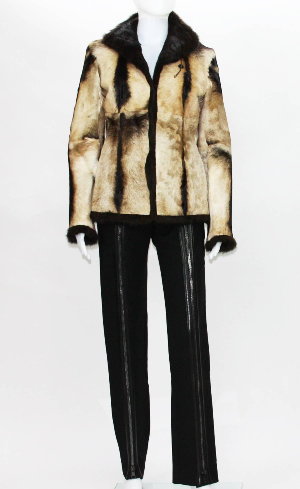 Women's NWT Tom Ford for Gucci 1999 Collection Reversible Beige Fur Jacket Italian 40 For Sale