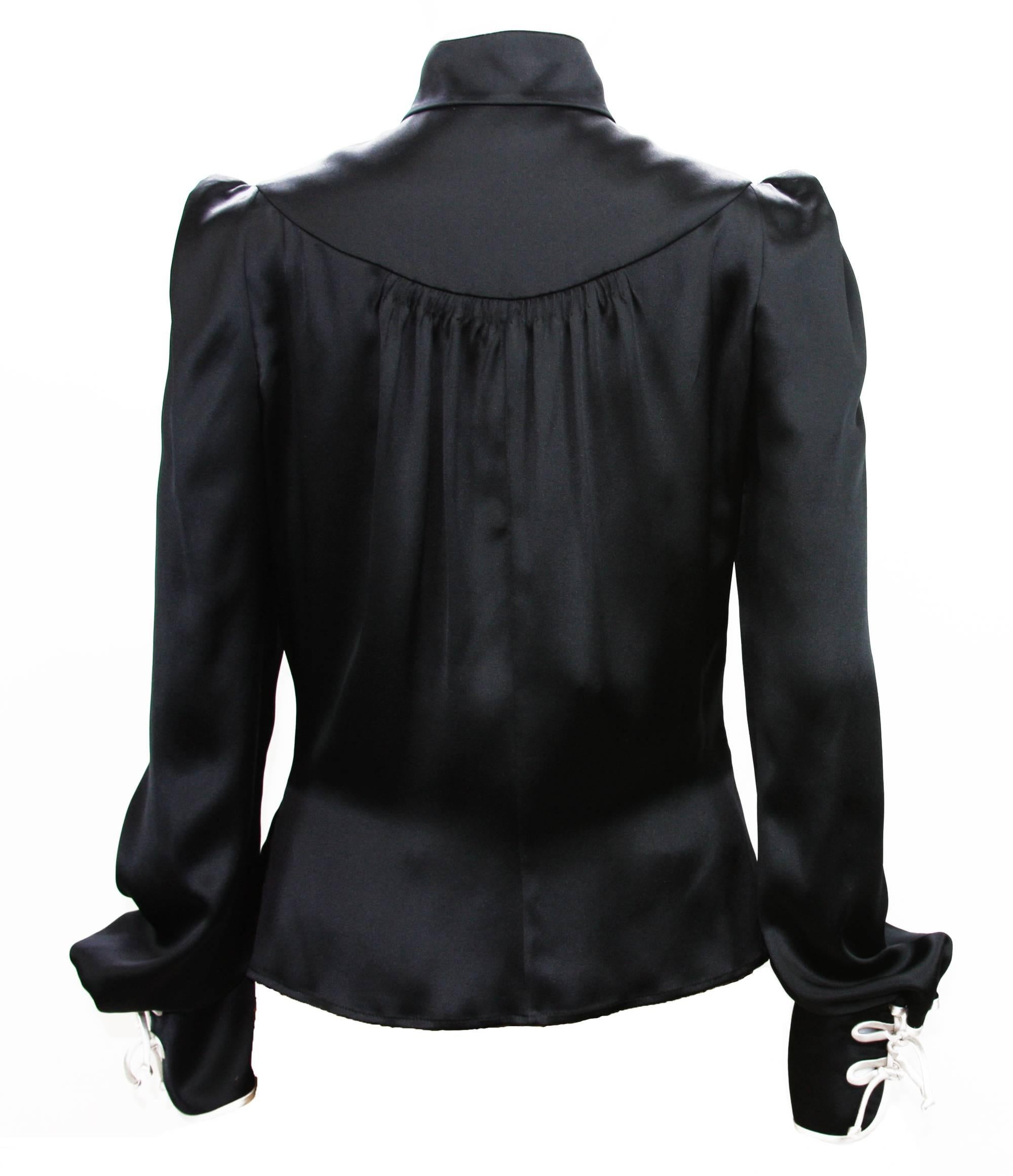 Rare Tom Ford for Yves Saint Laurent F/W 2004 Chinese Inspired Blouse Fr.38 In Excellent Condition In Montgomery, TX
