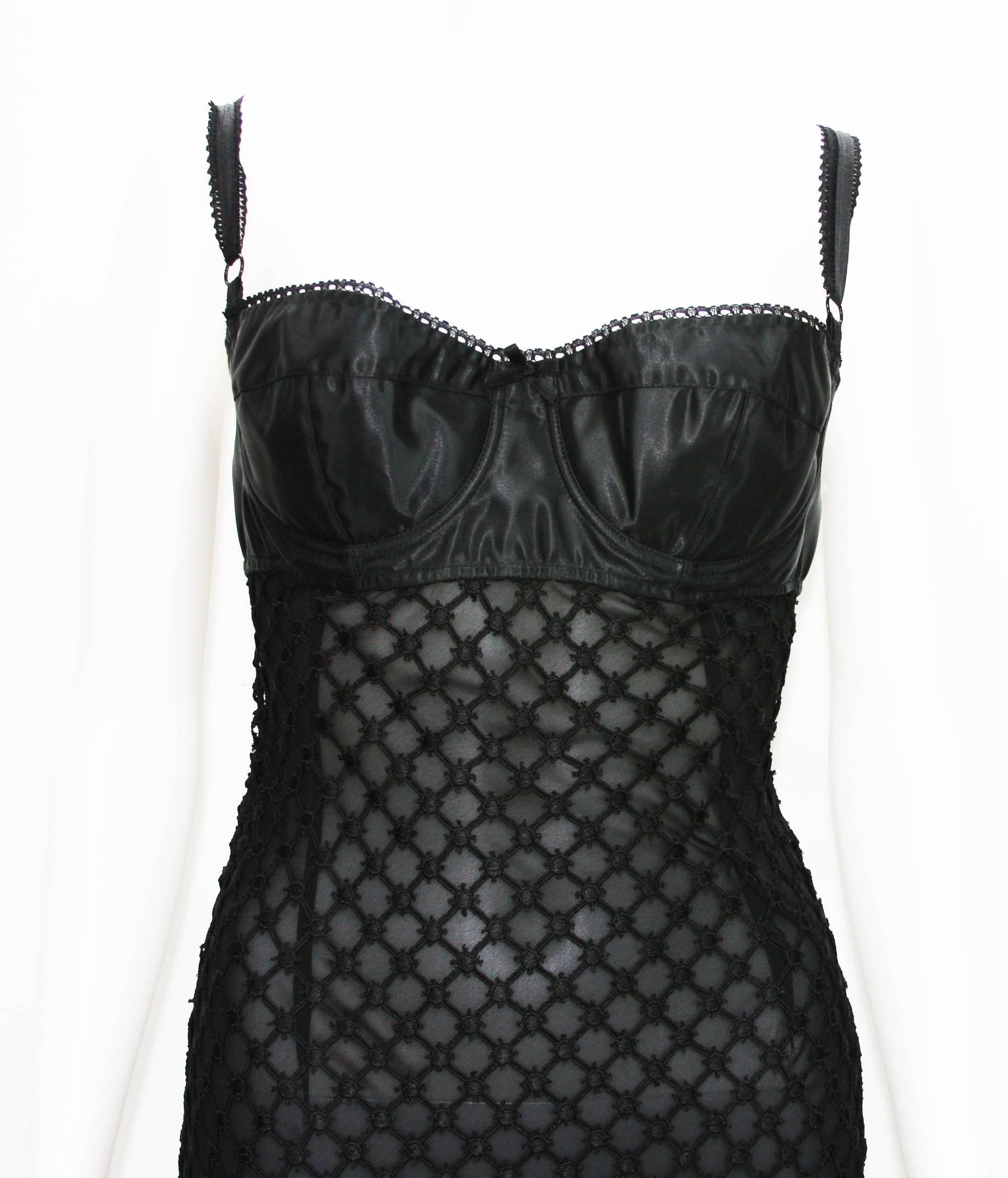 DOLCE & GABBANA Robe bustier noire sexy en dentelle extensible et transparente 44 Pour femmes en vente