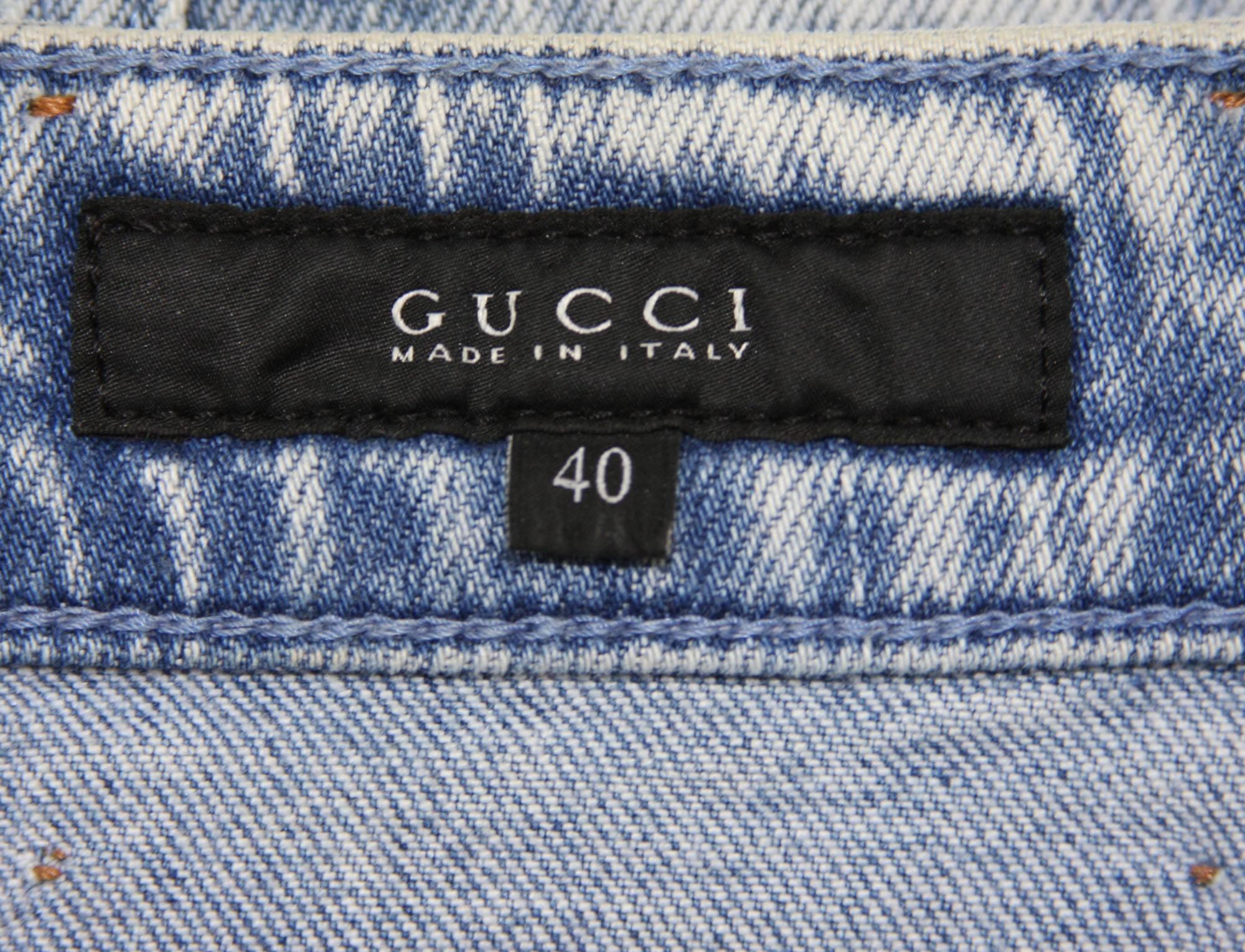 GUCCI Crystal-Embellished Stretch Denim Skirt Recreated After 1999 size 40 - 4 In New Condition For Sale In Montgomery, TX
