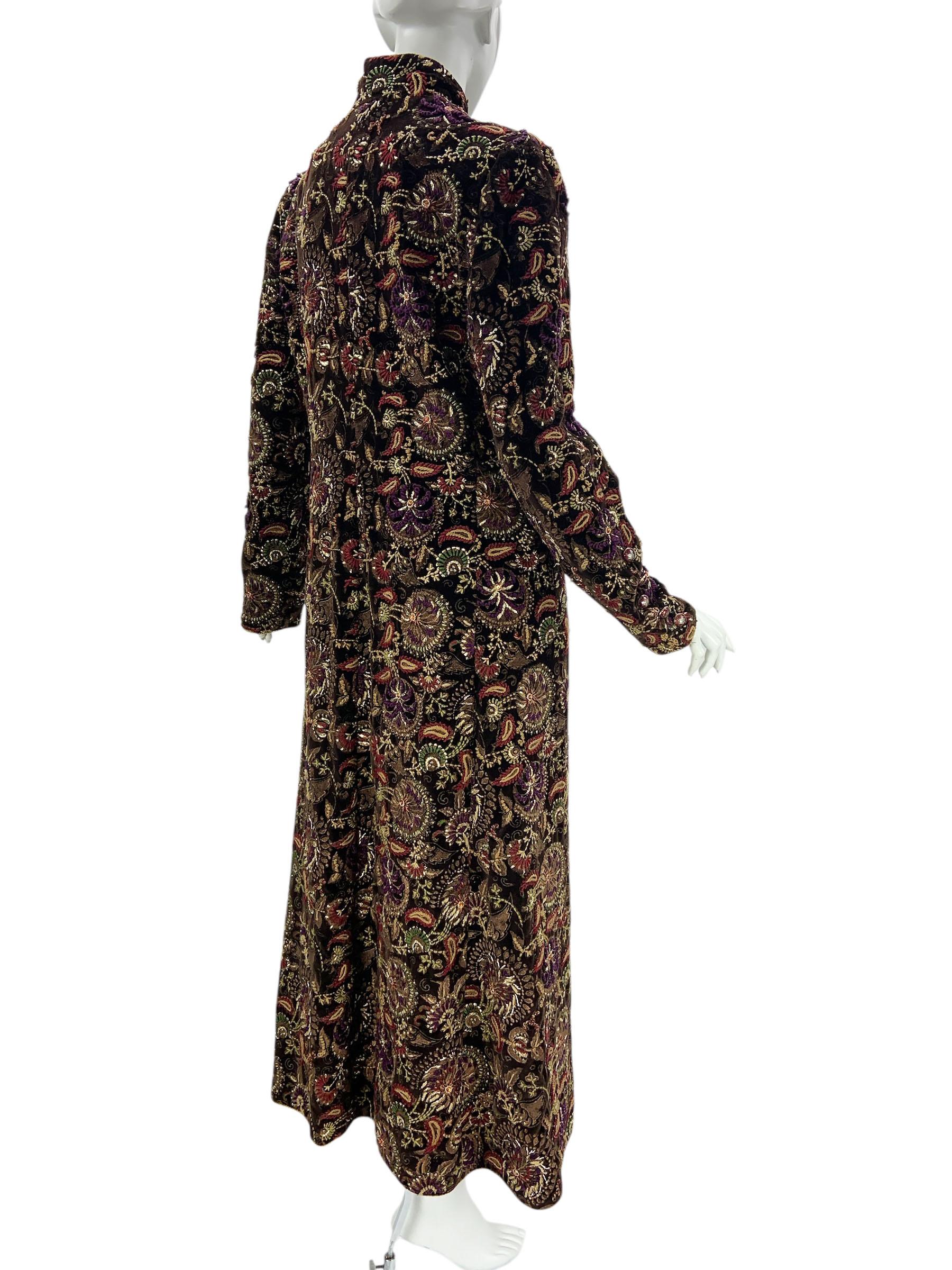 Manteau Oscar De La Renta F/W 2003 couleur chocolat foncé richement orné US 12 Pour femmes en vente
