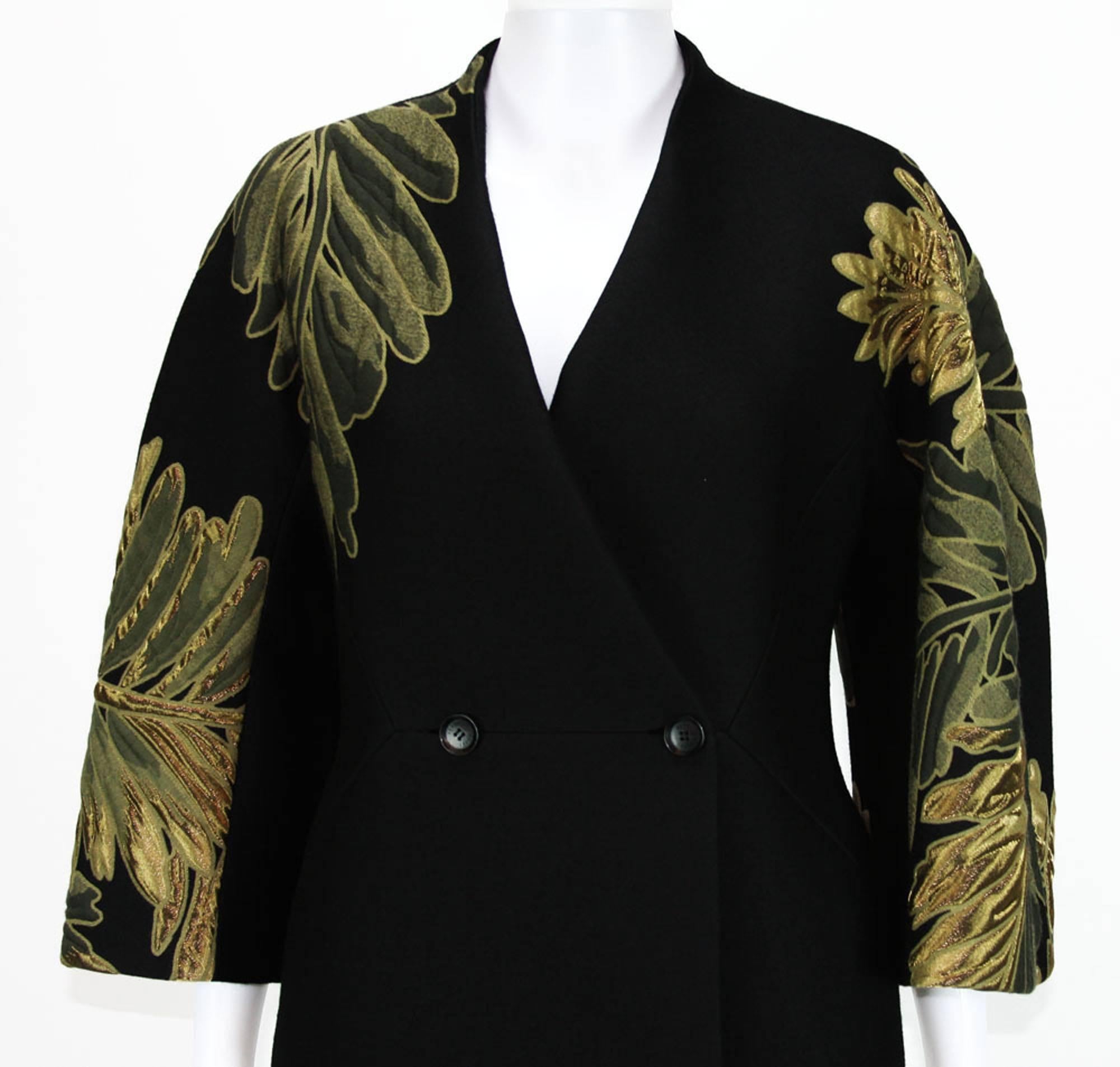New GUCCI Runway Jacquard Wool Fern Motif Black Coat It. 40 - US 4/6 In New Condition For Sale In Montgomery, TX