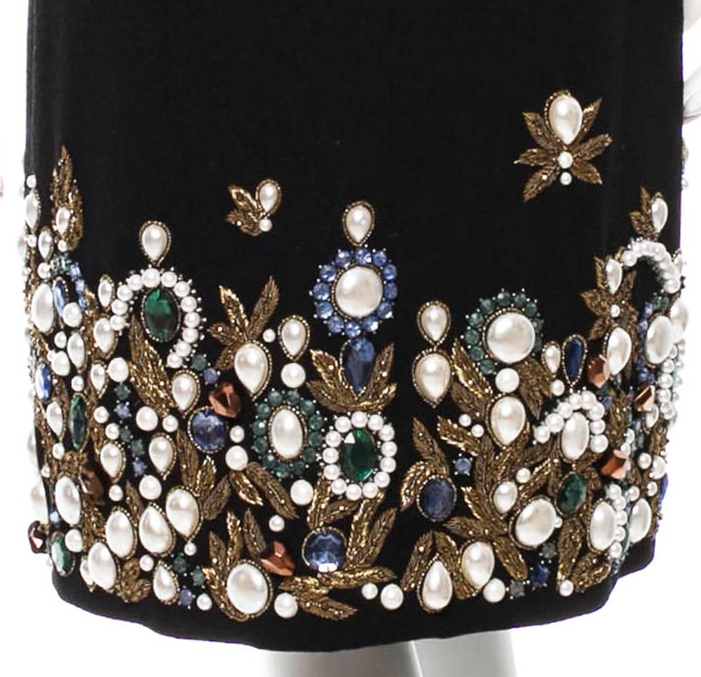 Oscar De La Renta Black Wool Cocktail Dress with Gem Embroidery US 6 For Sale 3