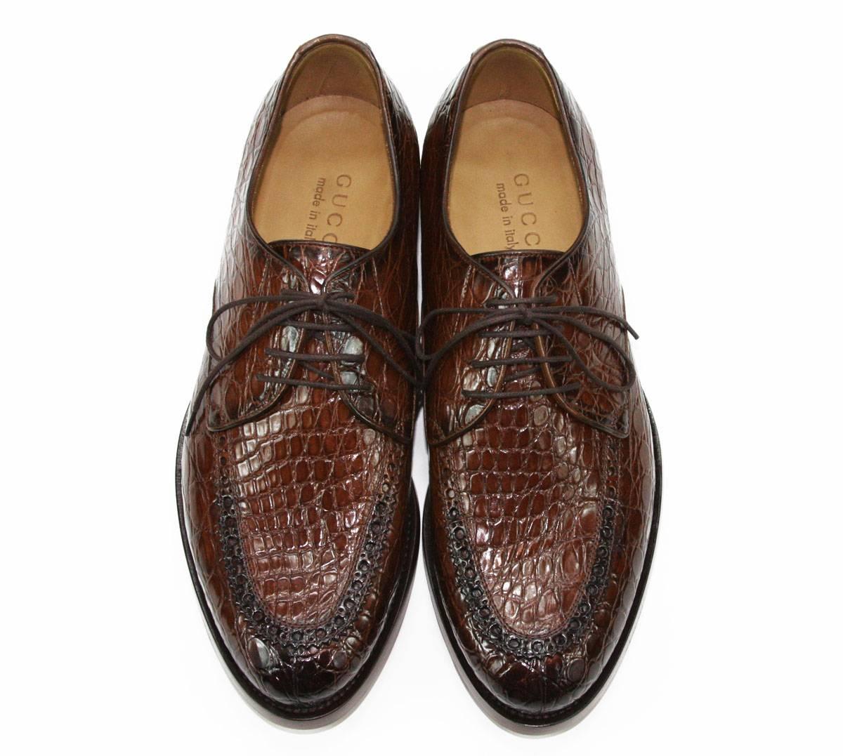 New GUCCI Millennium Men's CROCODILE Shoes
Gucci Size - 7
According To GUCCI Size Guide - US 7.5, Italian 41, UK 7
Shaded Brown CROCODILE
Lace-Up Oxford Style
Leather Sole
Made in Italy
Retail $4.000.00
New with Box.