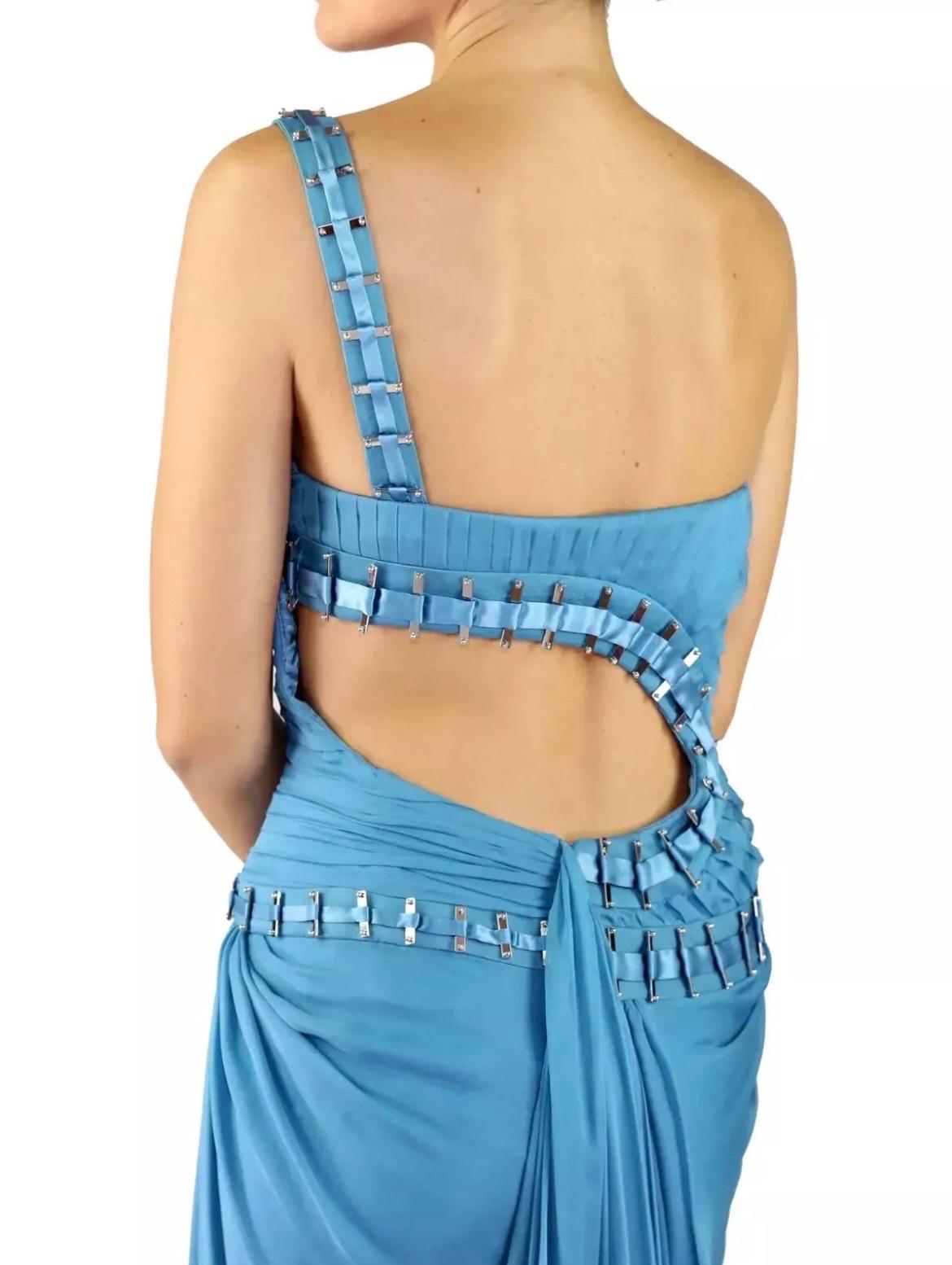 2009 Vintage Versace Blaues Seidenkleid mit einer Schulter, wie bei Donatella 44 gesehen im Angebot 2