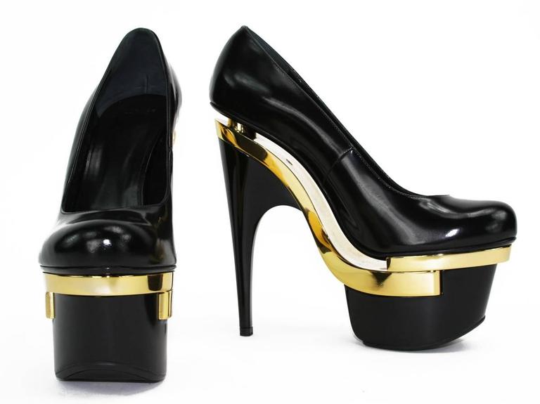 versace black pumps