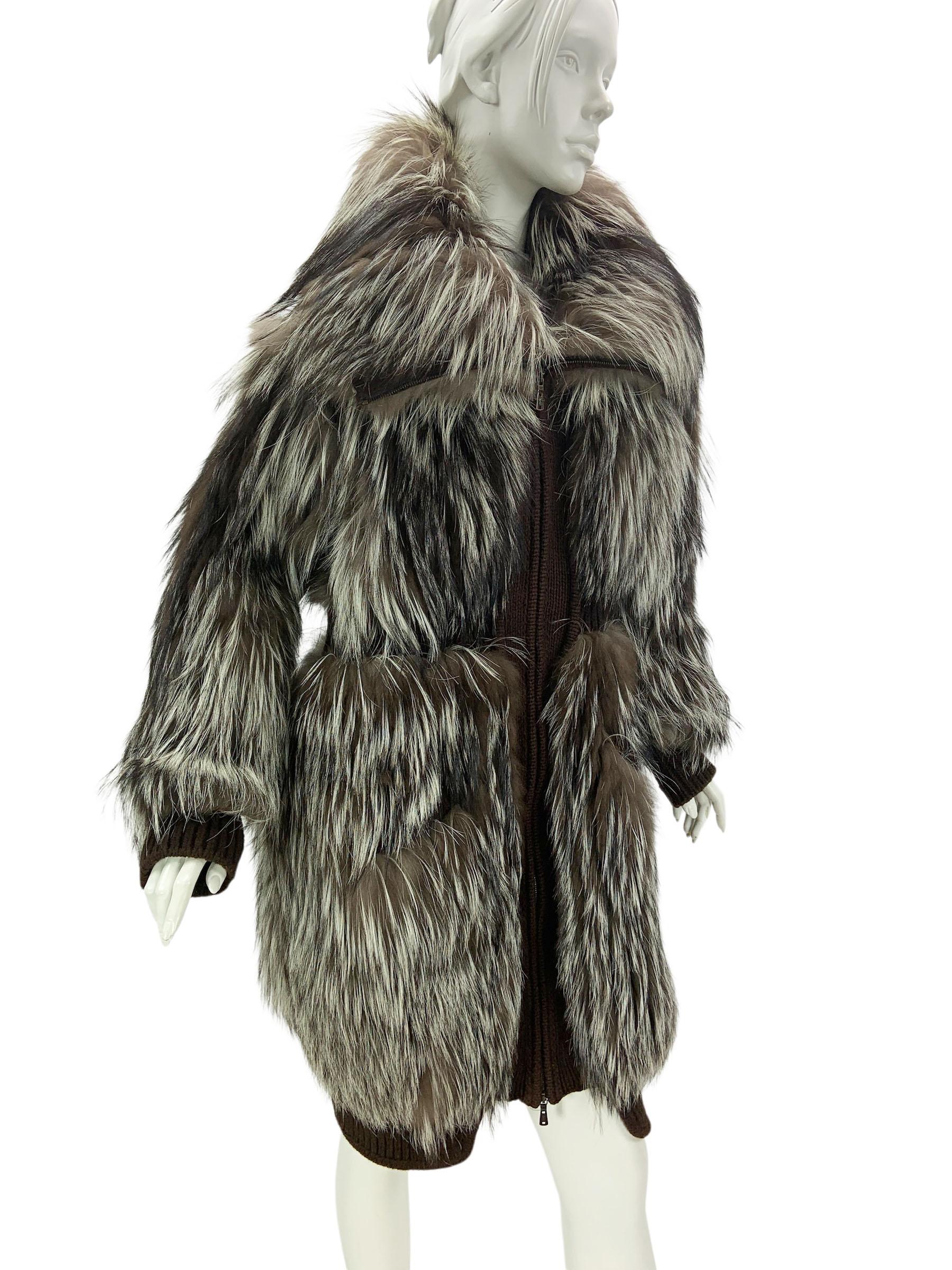 Yves Saint Laurent Cappotto oversize in pelliccia di volpe e lana e cashmere Fr. 44 in vendita 1