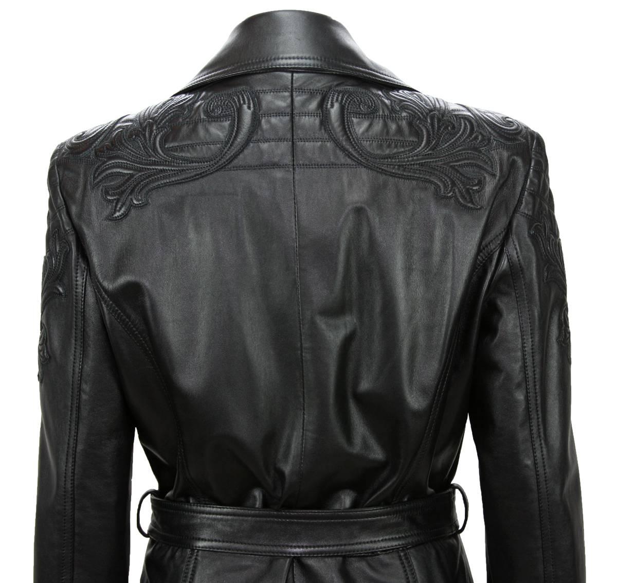New Versace $7725 Quilted Black Soft Leather Women's Trench Coat with Belt It 46 For Sale 1