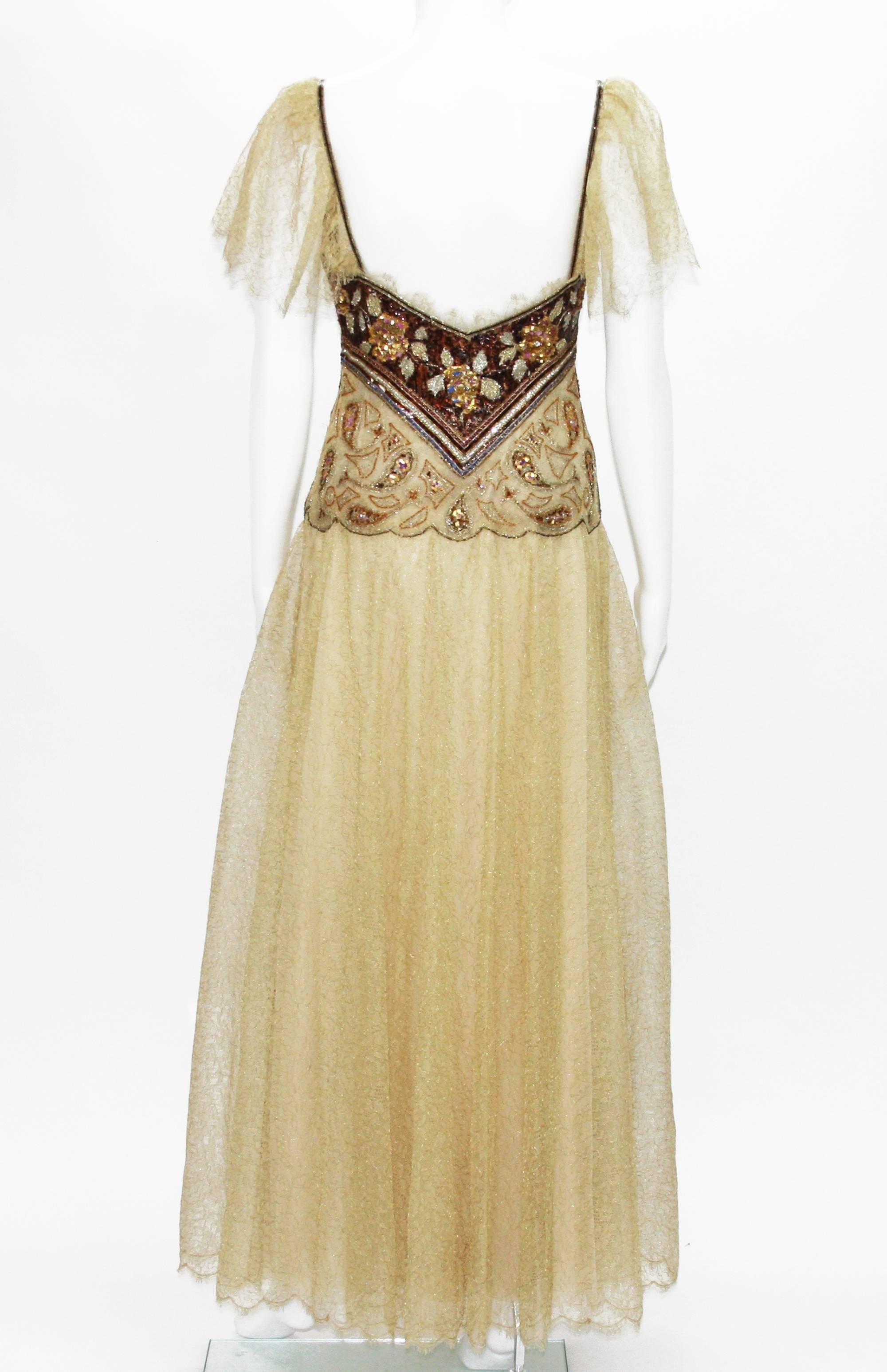 Automne-Hiver 1980 Christian Dior Paris Numbered Lace Gown with Stole In New Condition In Montgomery, TX