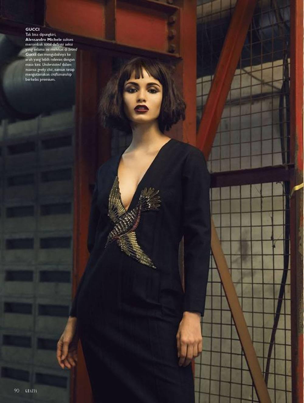 NWT Gucci Vogel verschönert Kristalle Schwarz Seide Satin Kleid Kleid It. 38 Übergröße im Angebot 4