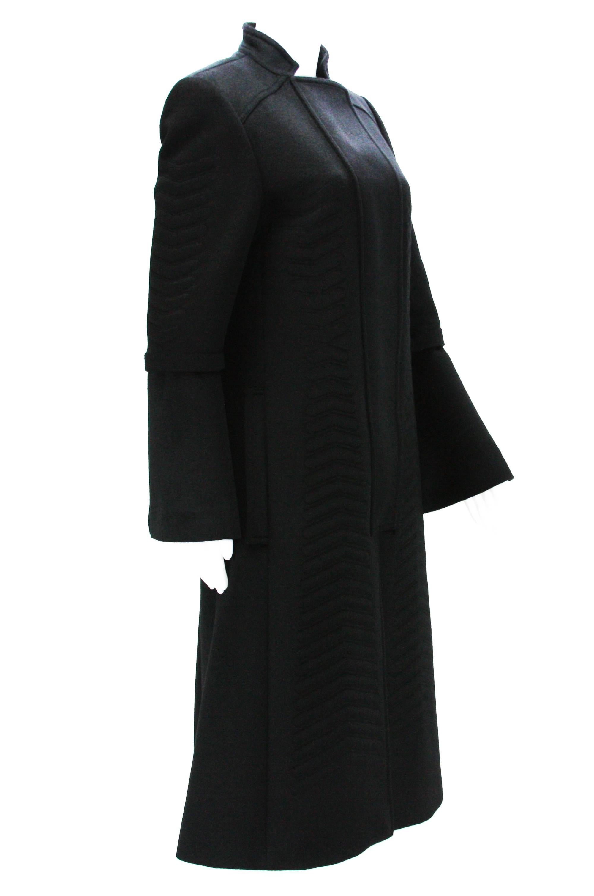 A/W 2004 Tom Ford for Gucci Chevron Quilting Black Angora Wool Coat It 44 - US 8 In Excellent Condition In Montgomery, TX
