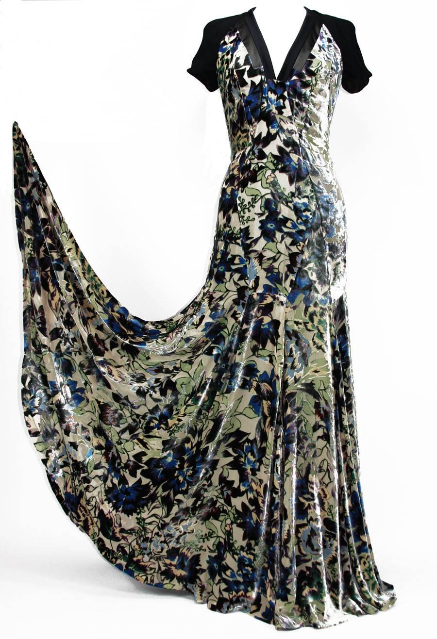 Etro - Robe en velours imprimé à fleurs bleu et vert, taille 44, état neuf Pour femmes en vente