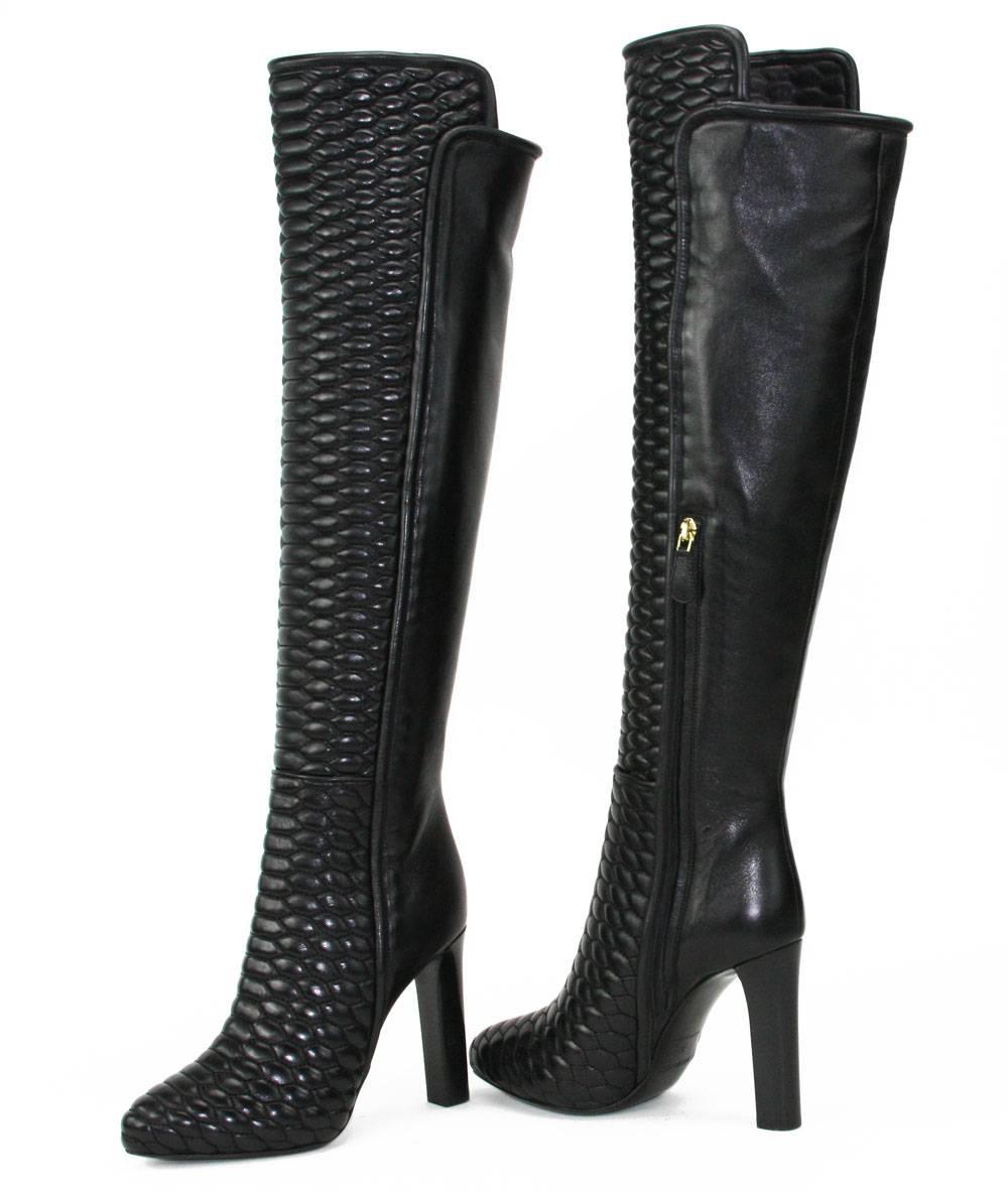 New Roberto Cavalli Textured Black Leather Over the Knee Boots It. 37 - US 7 In New Condition For Sale In Montgomery, TX