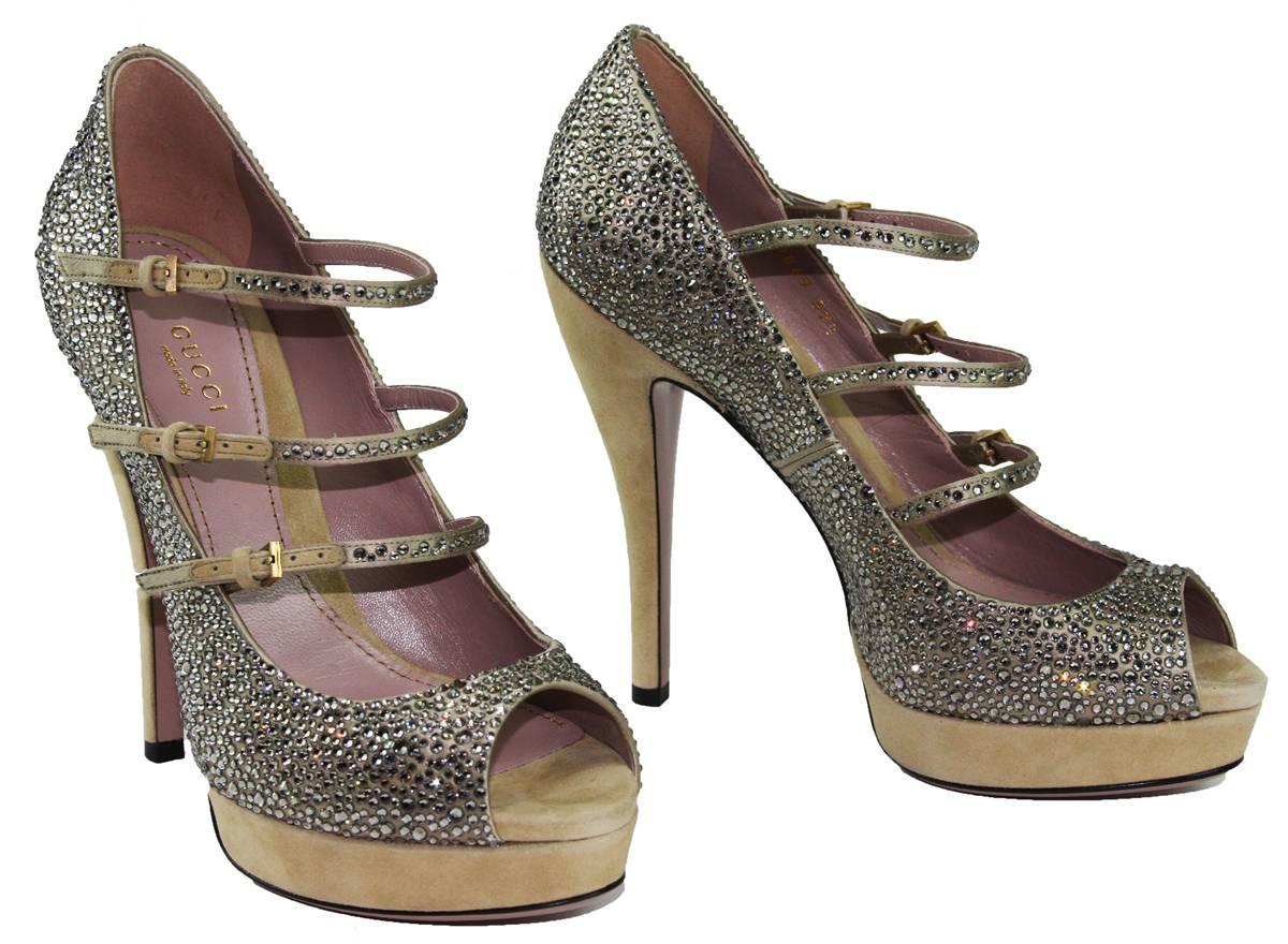 Gucci - Escarpins à brides Mary Jane avec brides en cristal beige argenté Lisbeth, tailles 38,5 et 39,5, état neuf Neuf - En vente à Montgomery, TX