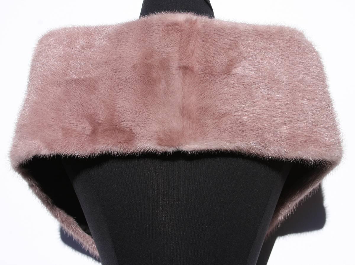Brown New GUCCI $2200 MINK Blush Pink Long Stole Scarf Wrap 50