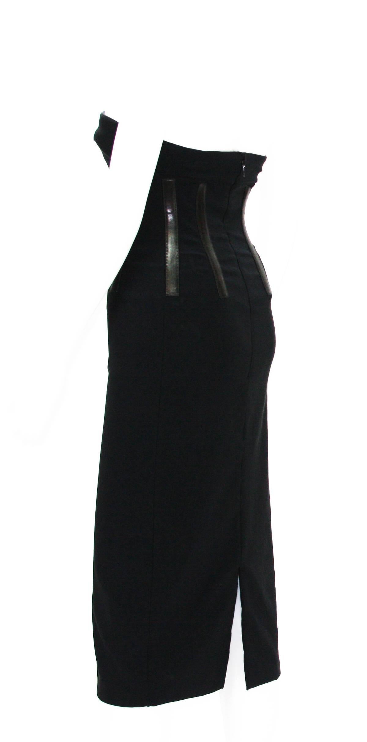 TOM FORD for GUCCI S/S 2001 Corset Leather Detail Cocktail Black Dress 40 - 2/4 In Excellent Condition For Sale In Montgomery, TX