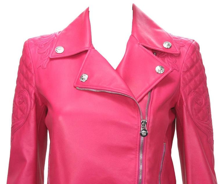 New 6,495 Versace Hot Pink Quilted Leather Medusa Moto Jacket It. 38