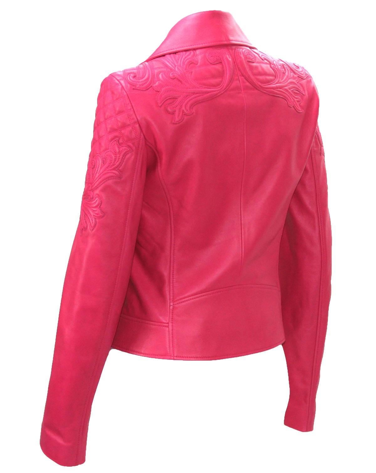 Women's New $6, 495 Versace Hot Pink Quilted Leather Medusa Moto Jacket It. 38 For Sale