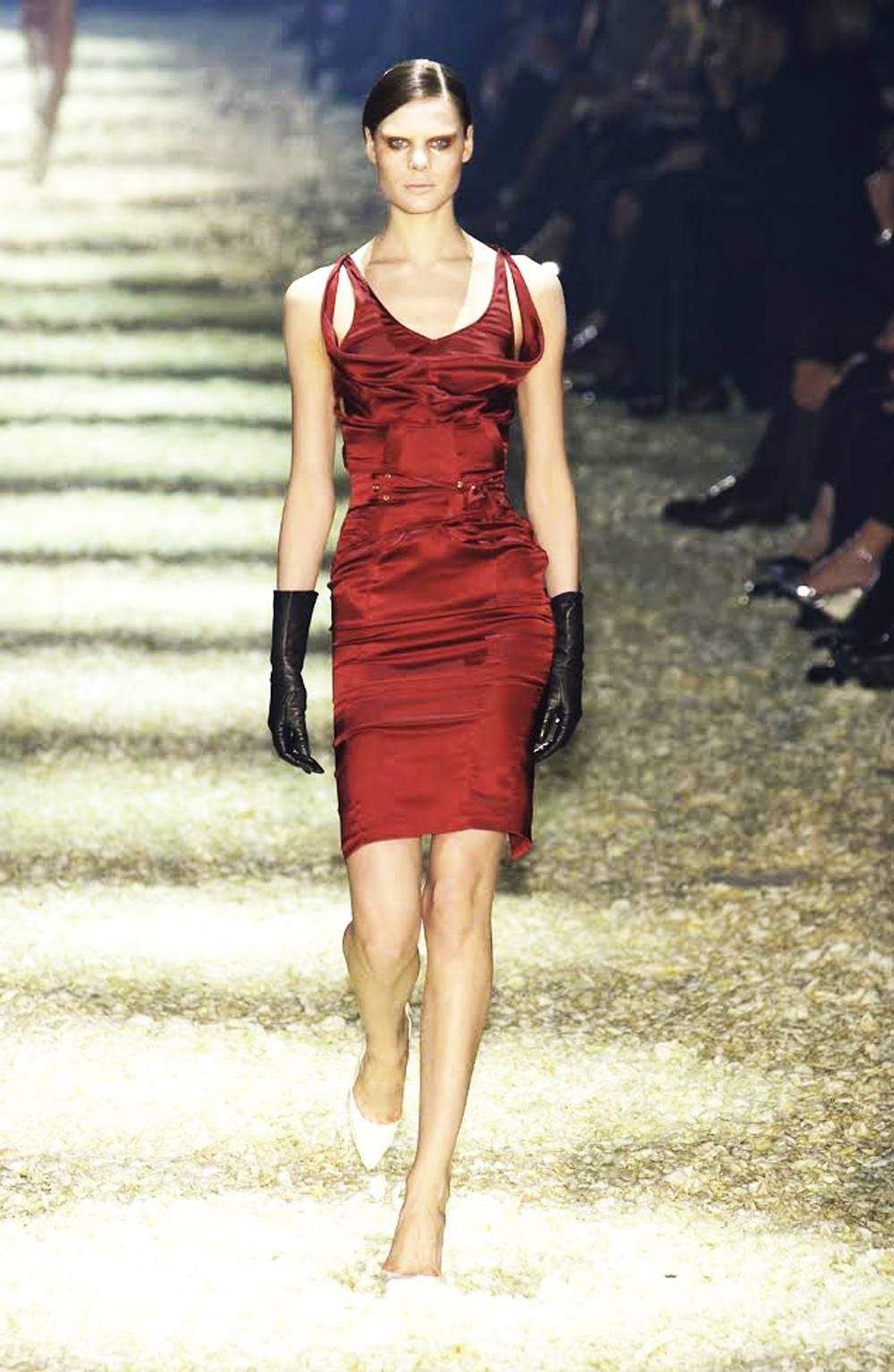 Tom Ford for Gucci F/W 2003 Collection Ruby Red Corset Belt Silk Dress It.40 - 4 6
