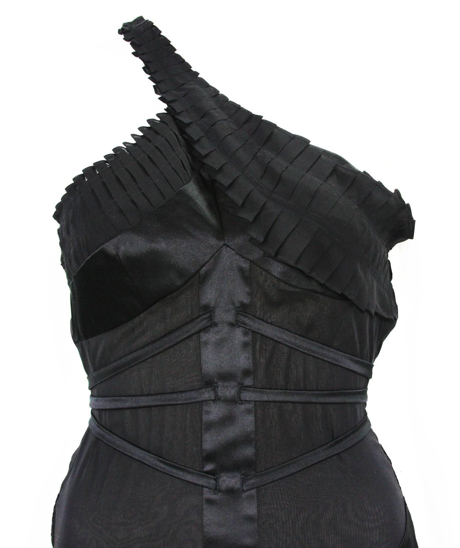 Tom Ford for Gucci - Robe cloutée à découpes, dos ouvert et clouté, collection 2003, taille IT 42 - US 6 en vente 1