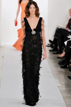 Oscar de la Renta Runway 2013 Black Lace Feather Beaded Sequin Evening Gown US 8