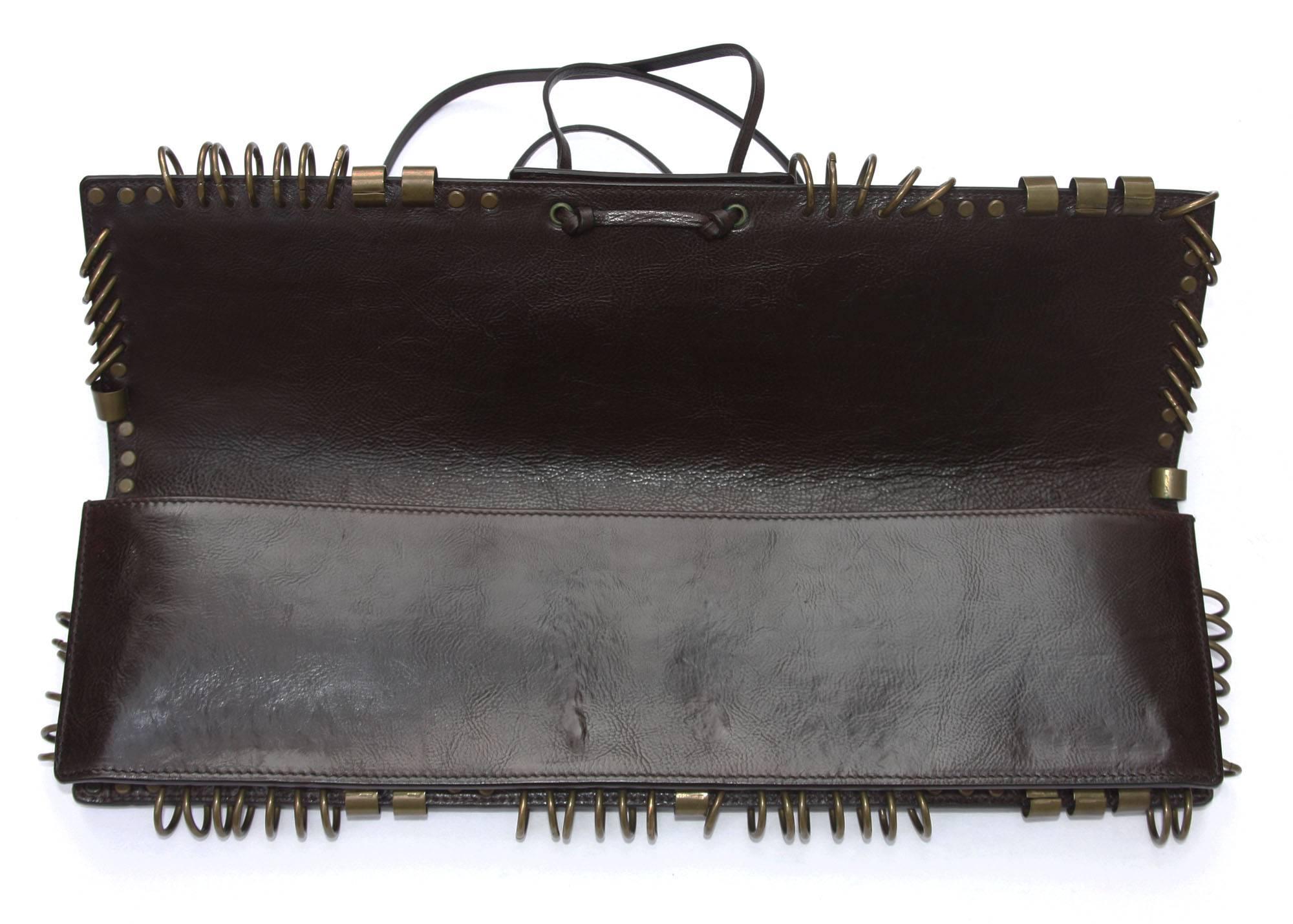 Black Rare Tom Ford for Yves Saint Laurent S/S 2002 Runway Brown Ring Leather Clutch For Sale