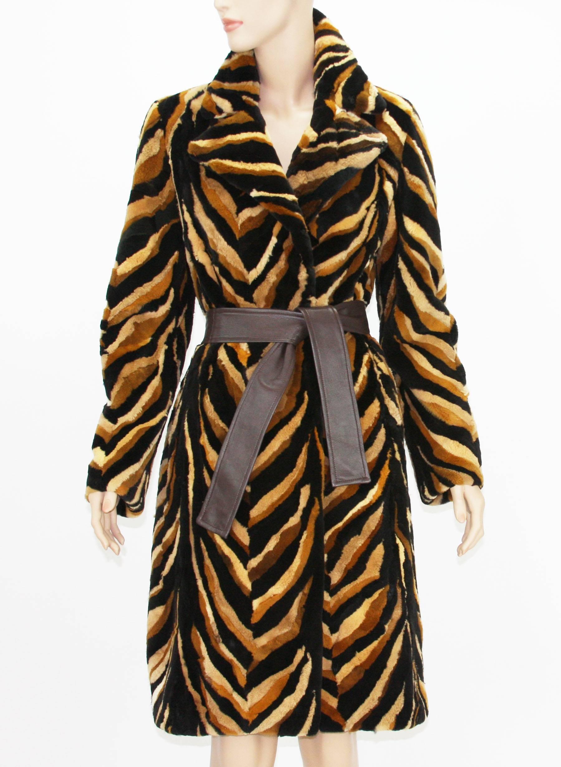 Black Vintage Gianni Versace Couture Mink Chevron Pattern Belted Coat It. 42 For Sale