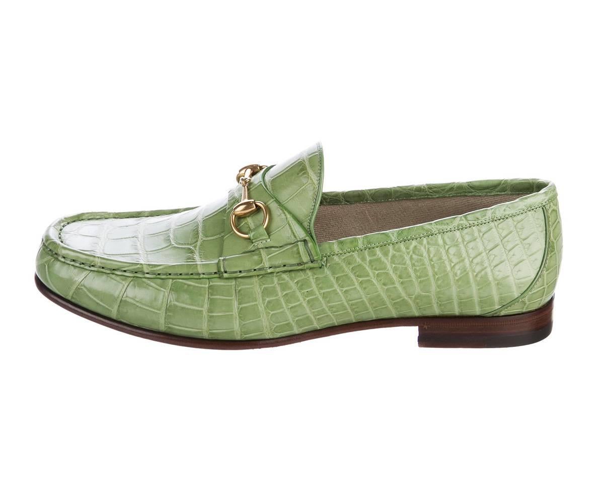 New GUCCI Horsebit CROCODILE Men's Loafers
1953 Collection - 60th ANNIVERSARY Tag
Designer Sizes available: Gucci size 5.5 ,  6.5,  8.5
According to Gucci size guide it will be US - 6, 7, 9 or Italian 39.5,  40.5,  42.5 
Designer Color -