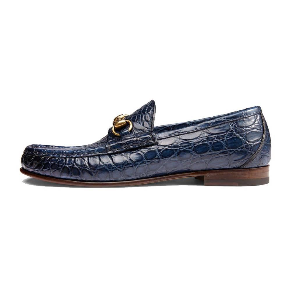 New GUCCI Horsebit CROCODILE Men's Loafers
1953 Collection - 60th ANNIVERSARY Tag
Gucci Size: 8.5
According to Gucci size guide it will be US 9 or Italian  42.5 
Designer Color - Maritime
Crocodile Leather, Horsebit Detail, Leather Sole
Made in