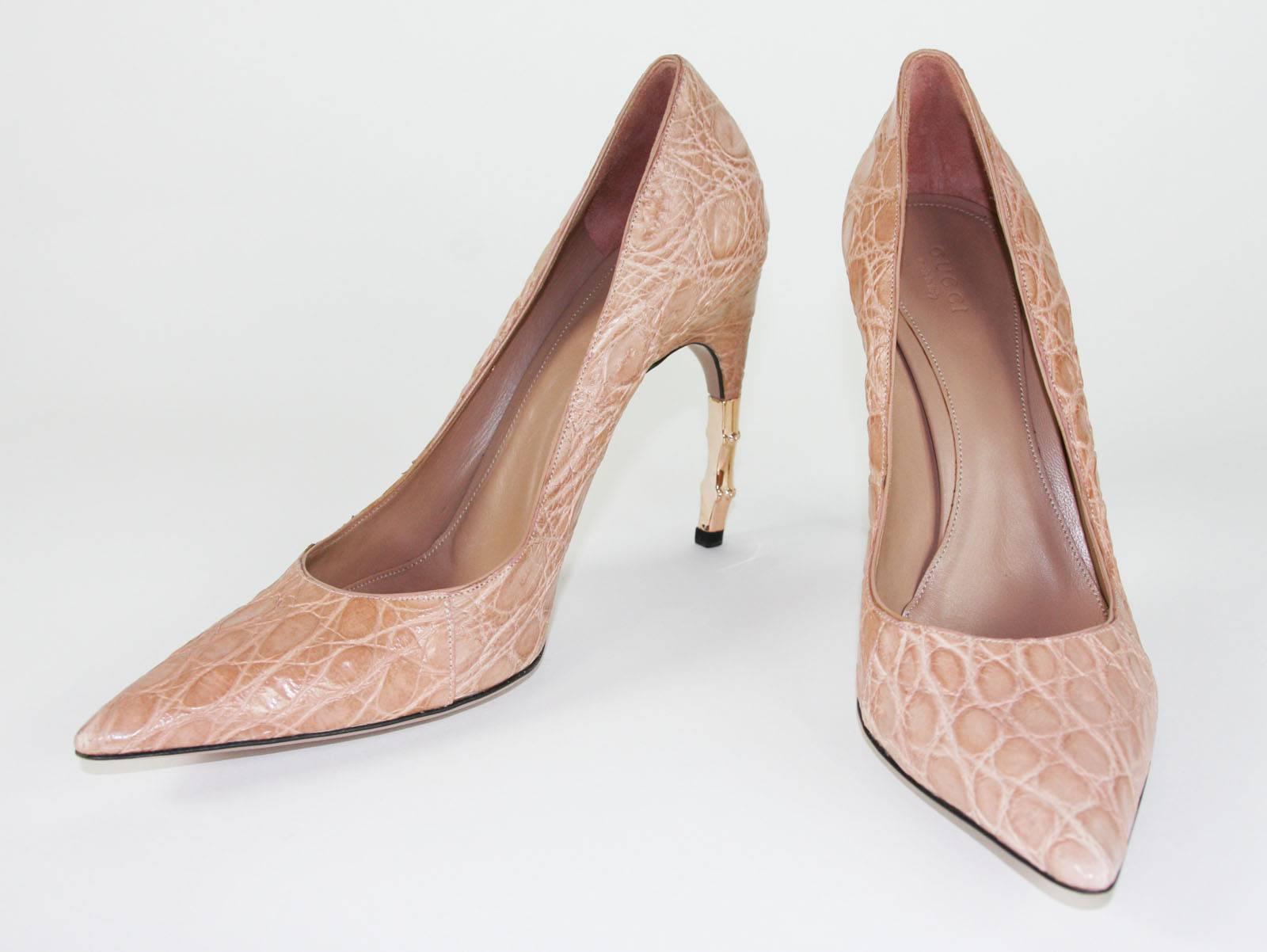 Beige Chaussures à talons en crocodile couleur chair et bambou Tom Ford pour Gucci, collection 2004, 40 C, neuves en vente