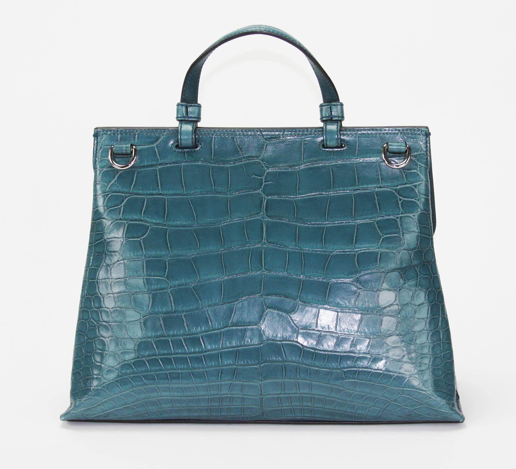 $24.000 Gucci Krokodil Staub Türkis Top Handle Schulterriemen Medium Tasche (Blau) im Angebot