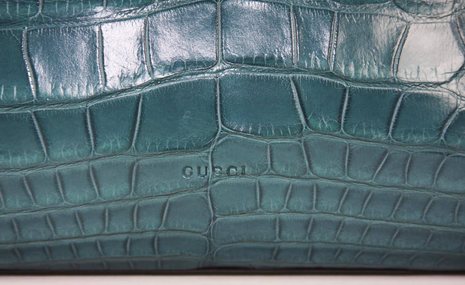 New $24.000 Gucci Crocodile Dusty Turquoise Top Handle Shoulder Strap Medium Bag In New Condition For Sale In Montgomery, TX