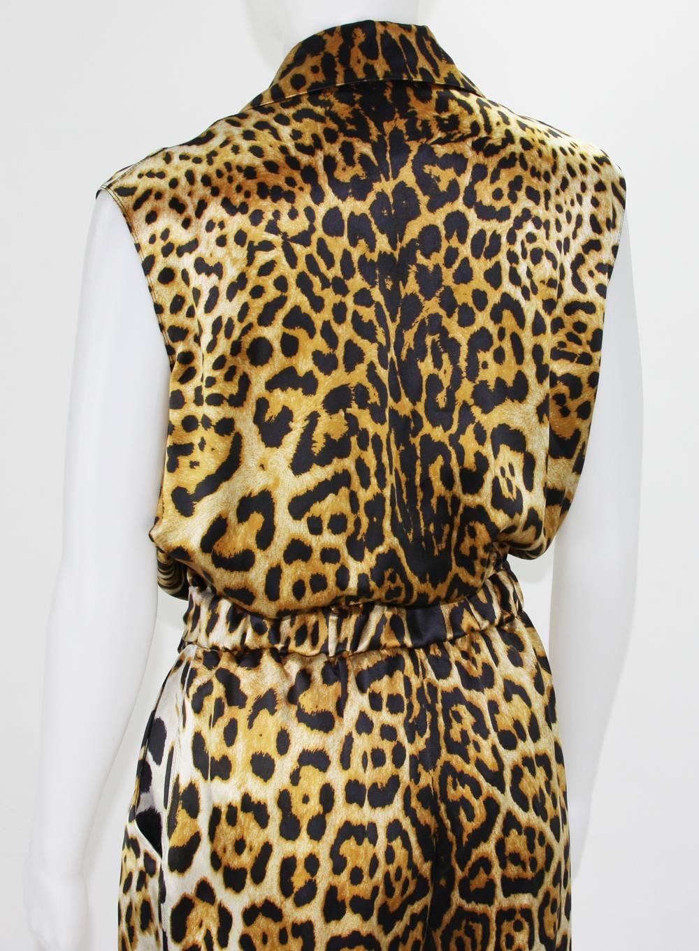 Neuer Yves Saint Laurent Jumpsuit aus Seide mit Leopardenmuster Fr. 40 US 8/10 im Angebot 3
