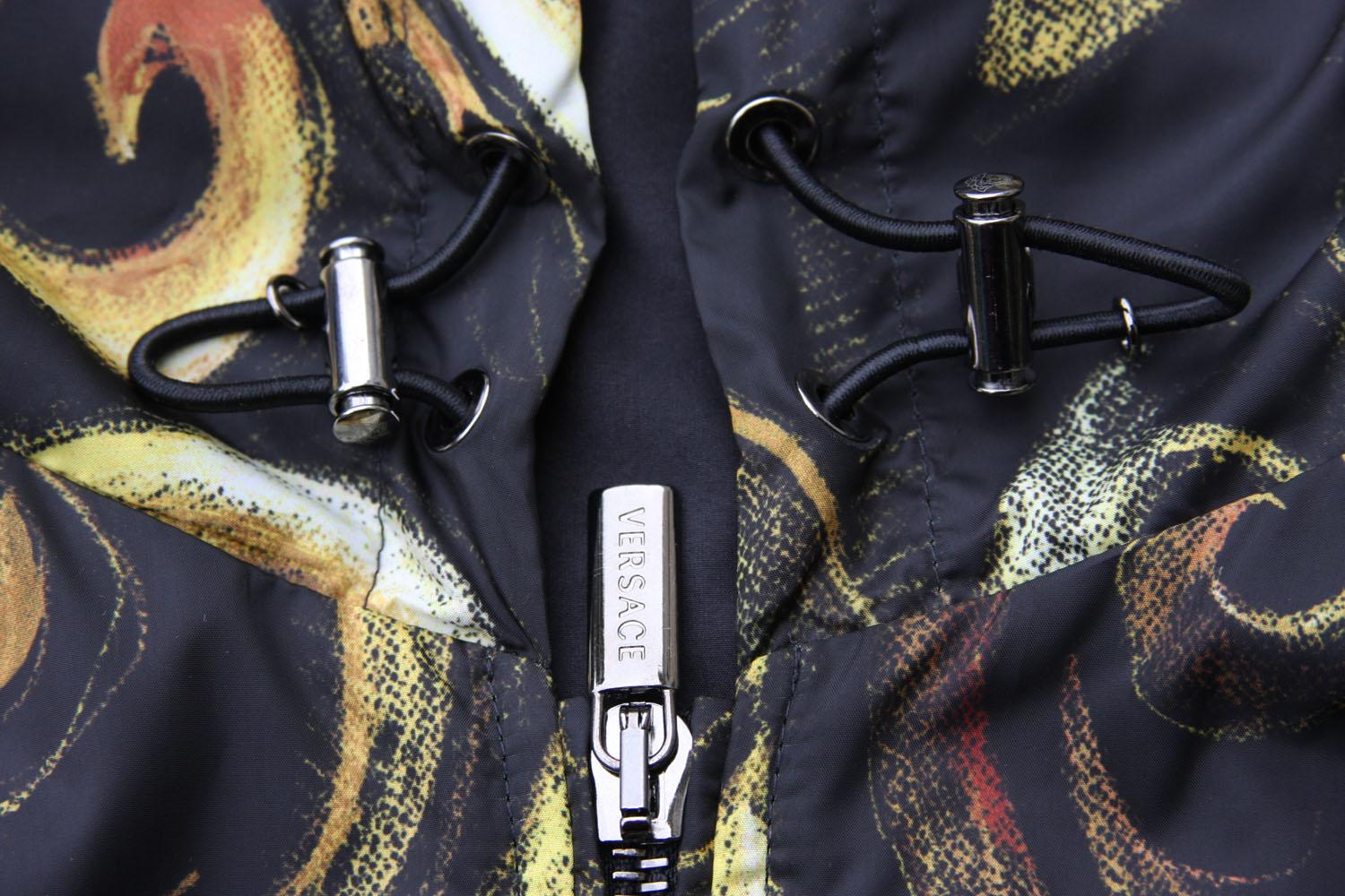 New Versace Men's Barocco Intante Hooded Jacket Windbreaker 50 - US 40 For Sale 4