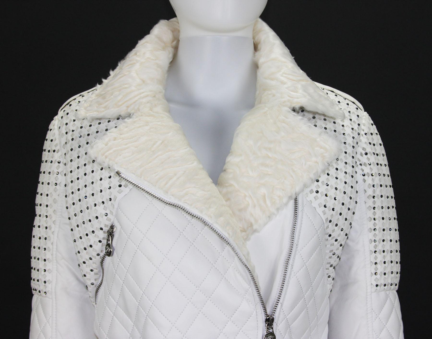 New Versace White Leather Fur Collar Beaded Down Jacket w/ Swarovski Crystals 42 For Sale 2
