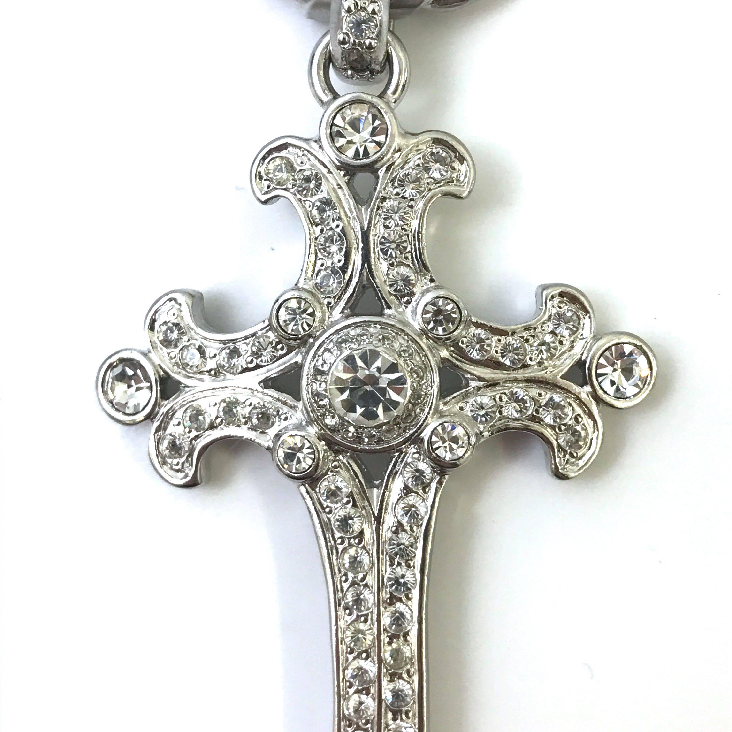 1990er Gianni Versace Halskette mit Kreuzanhänger für Damen oder Herren im Angebot