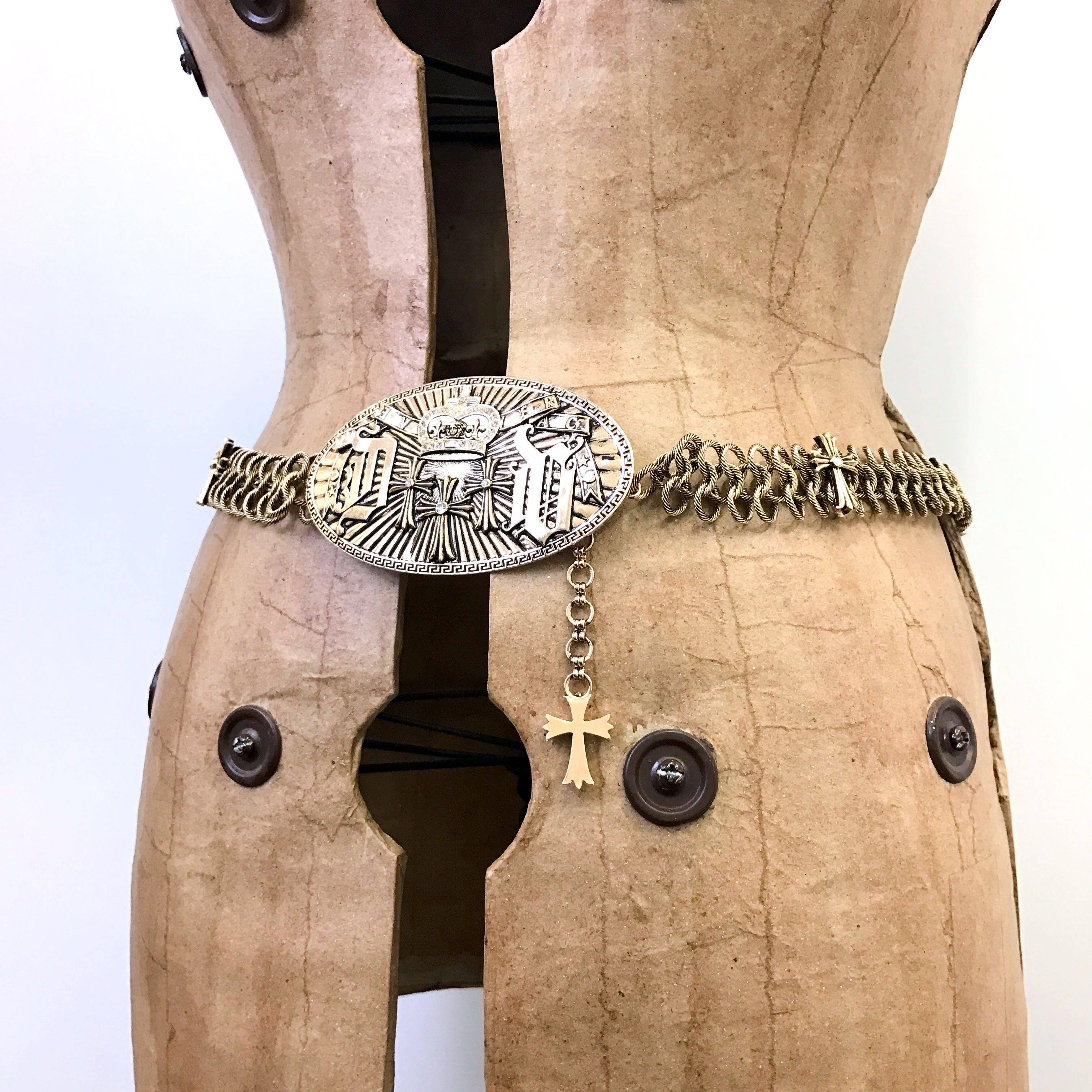 1990s Versace chain belt with a large oval buckle  For Sale 2