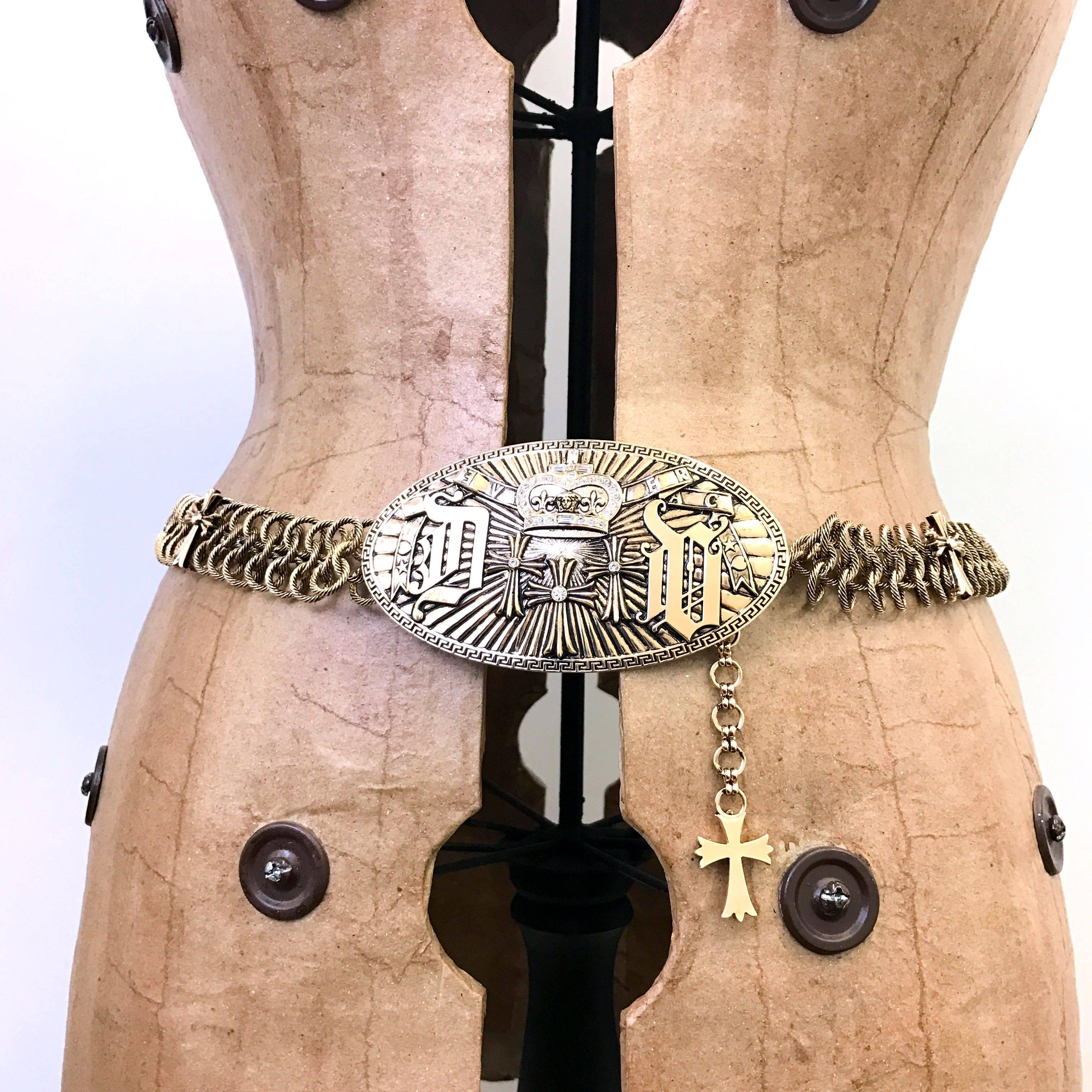 1990s Versace chain belt with a large oval buckle  For Sale 3