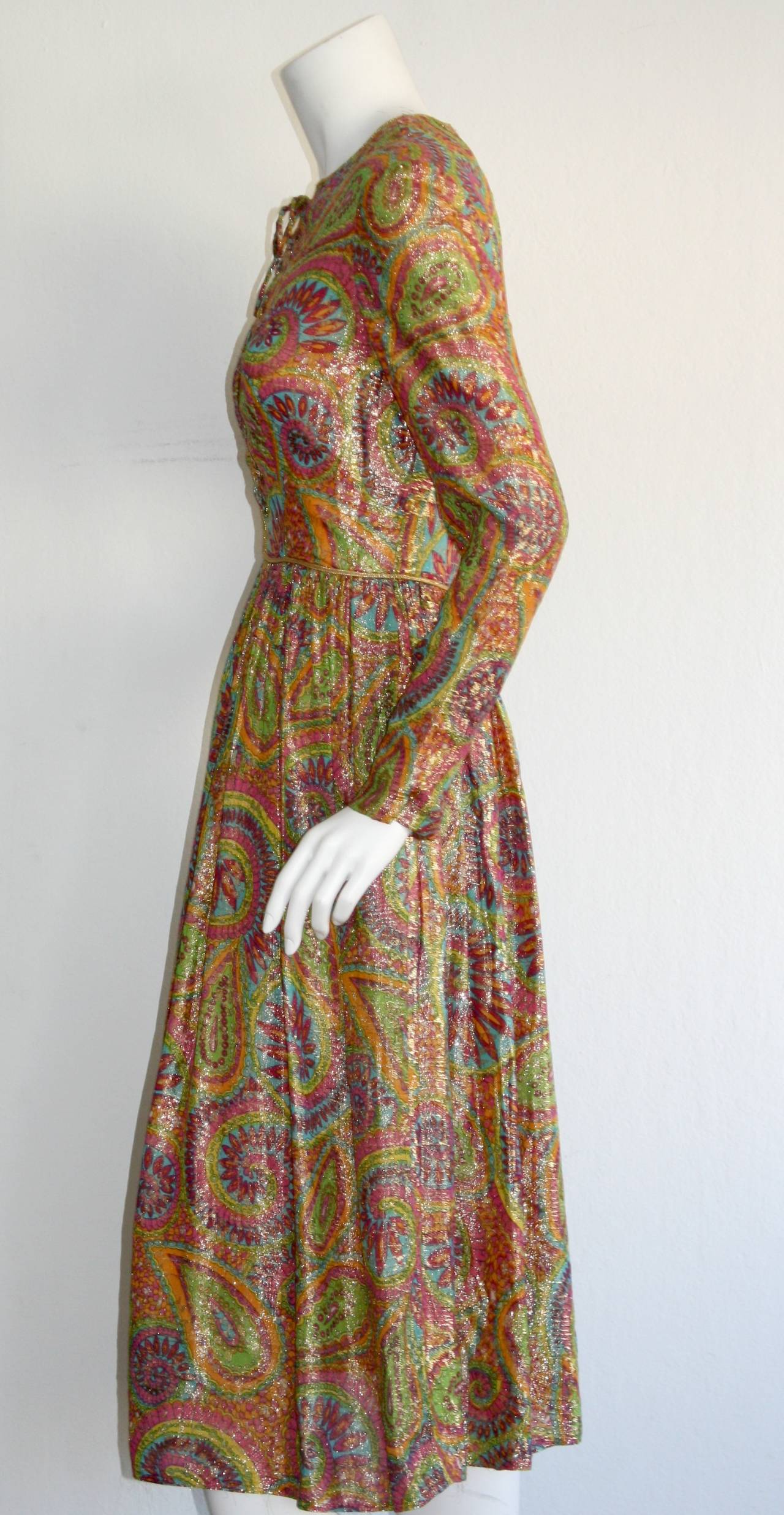 Amazing 1960s Vintage mollie Parnis Paisley Silk Metallic Babydoll Dress For Sale 1