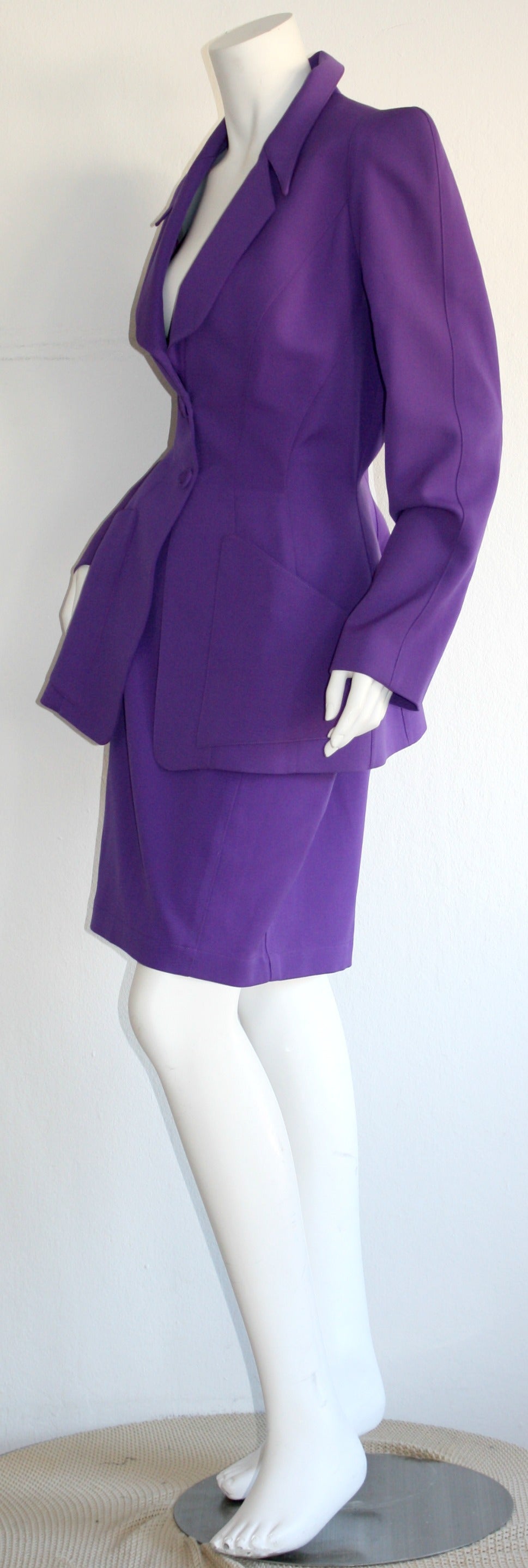 Women's Chic Vintage Thierry Mugler Purple Signature Skirt Suit