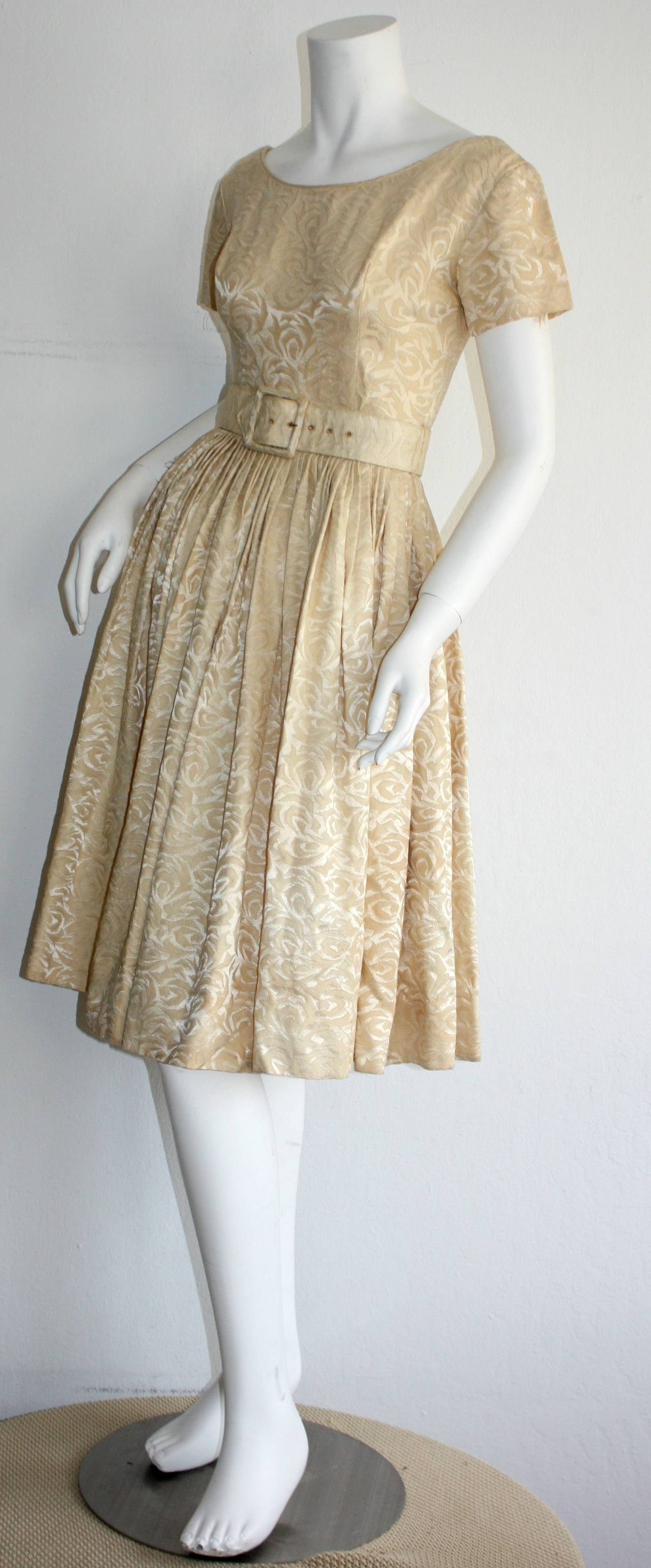 1950s Gigi Young Ivory Floral Silk Dress w/ Belt and Full Skirt In Excellent Condition In San Diego, CA