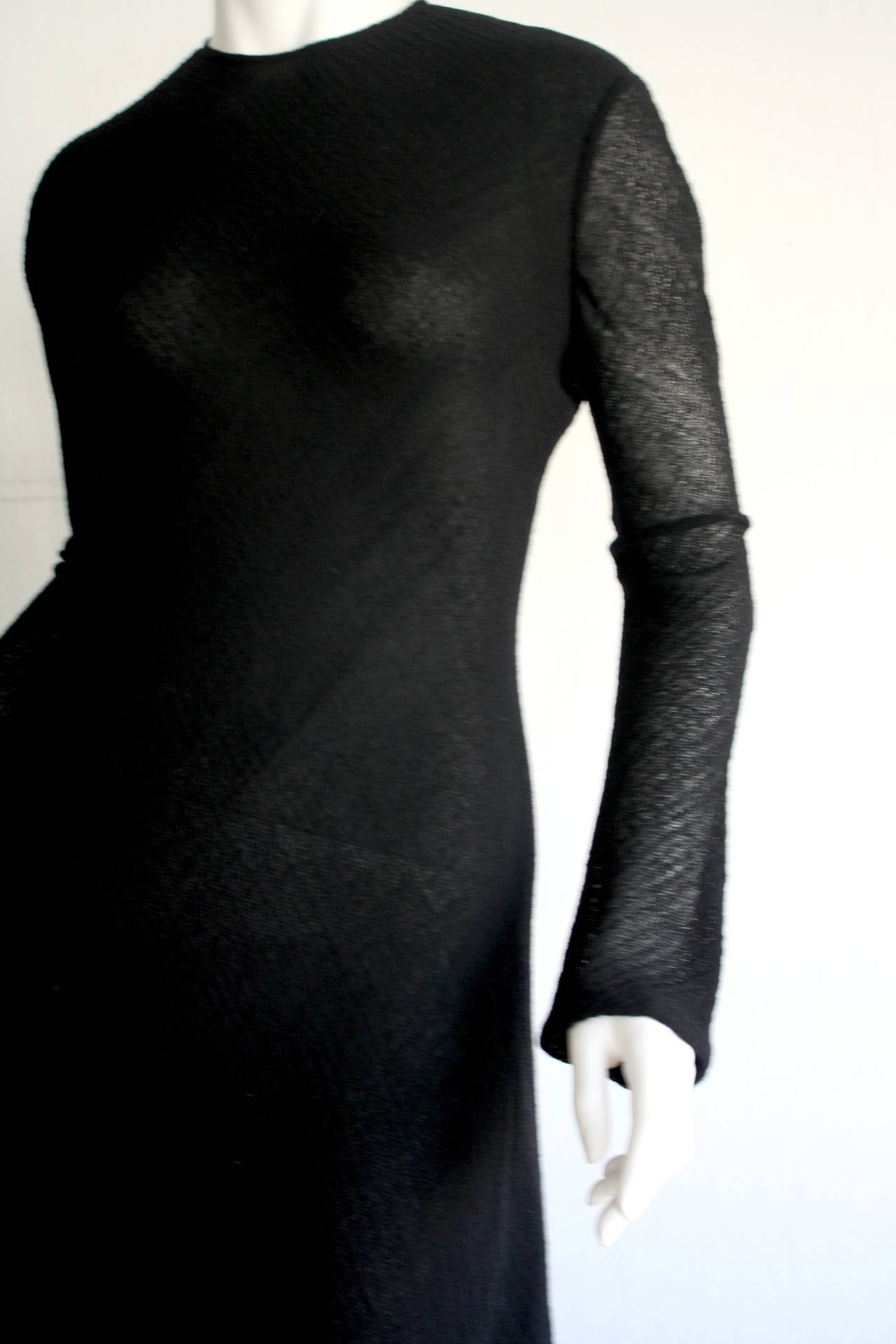 1990s Vintage Calvin Klein Collection Black Long Sleeve Dress In Excellent Condition For Sale In San Diego, CA