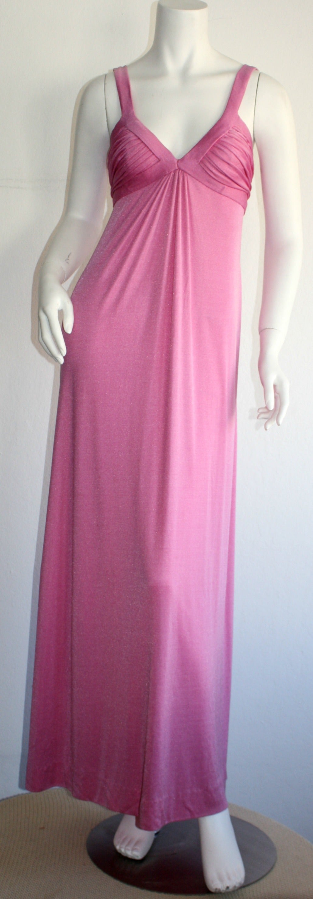 Loris Azzaro - Robe robe empire rose en jersey de soie vintage, 1970  Excellent état - En vente à San Diego, CA